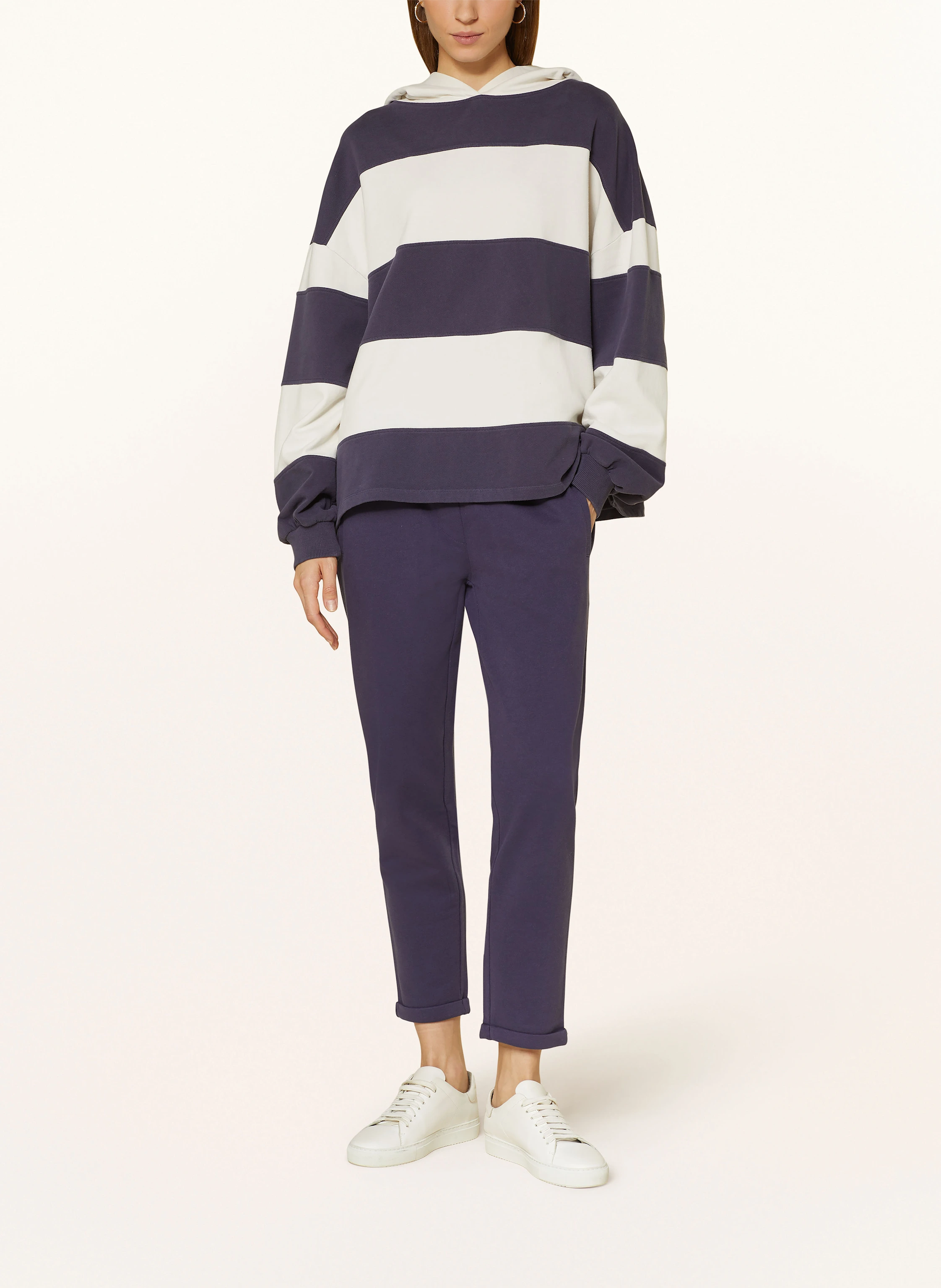 Juvia Hoodie CAREN