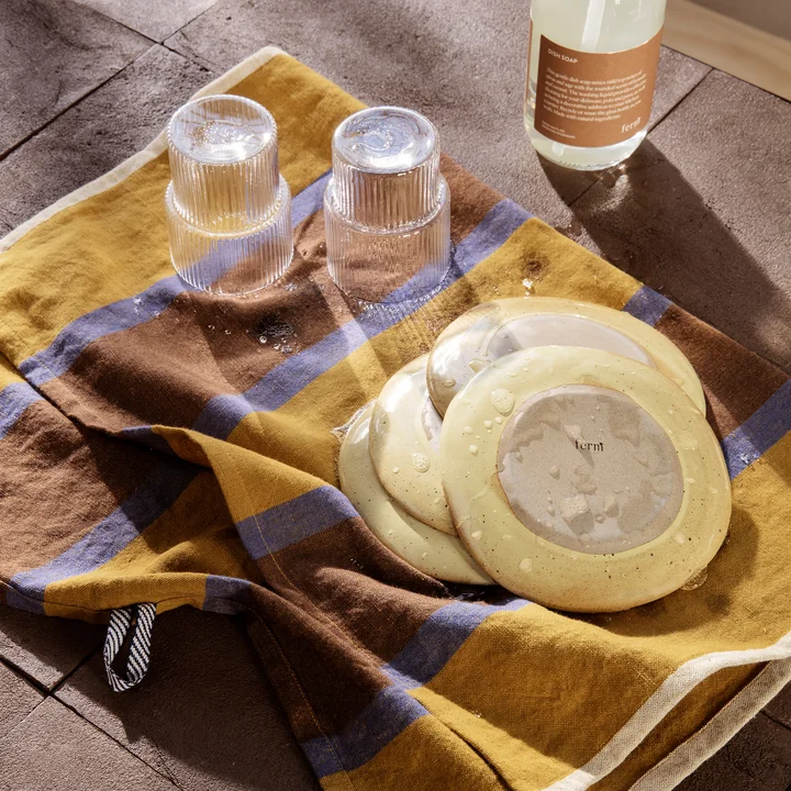 Ferm Living - Ripple Longdrink-Gläser, smoked grey (4er-Set)