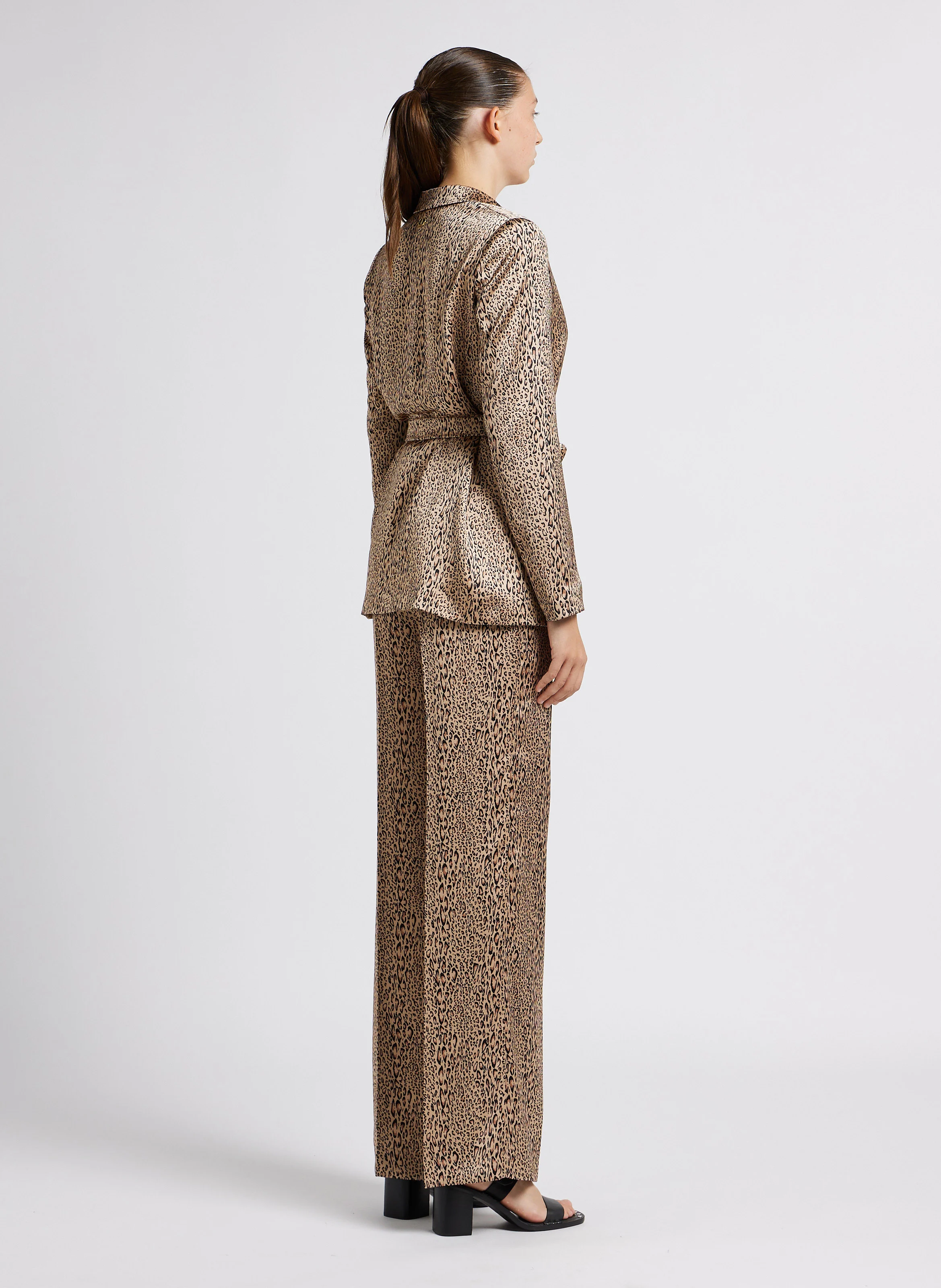 Pantalon à pince imprimé léopard | Marron