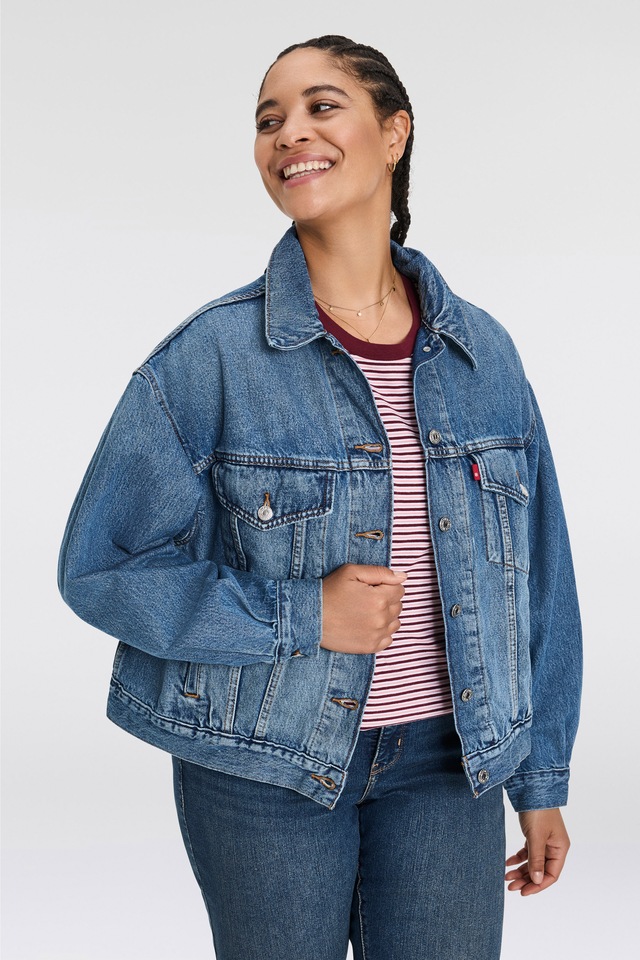 Levi's® Plus Jeansjacke »TRUCKER« in leichter Used-Waschung