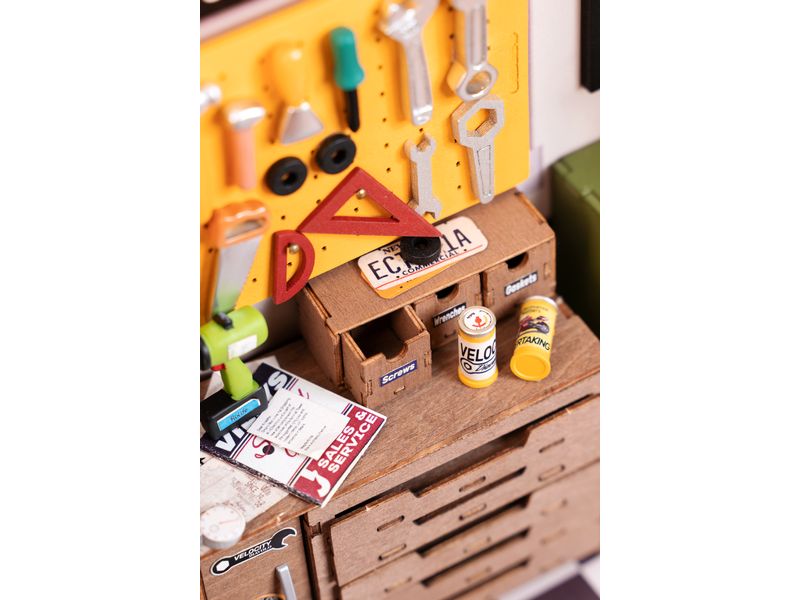RoboTime Bausatz Garage Workshop 157-teilig 3D-Puzzle aus lasergeschnittenen Holzteilen