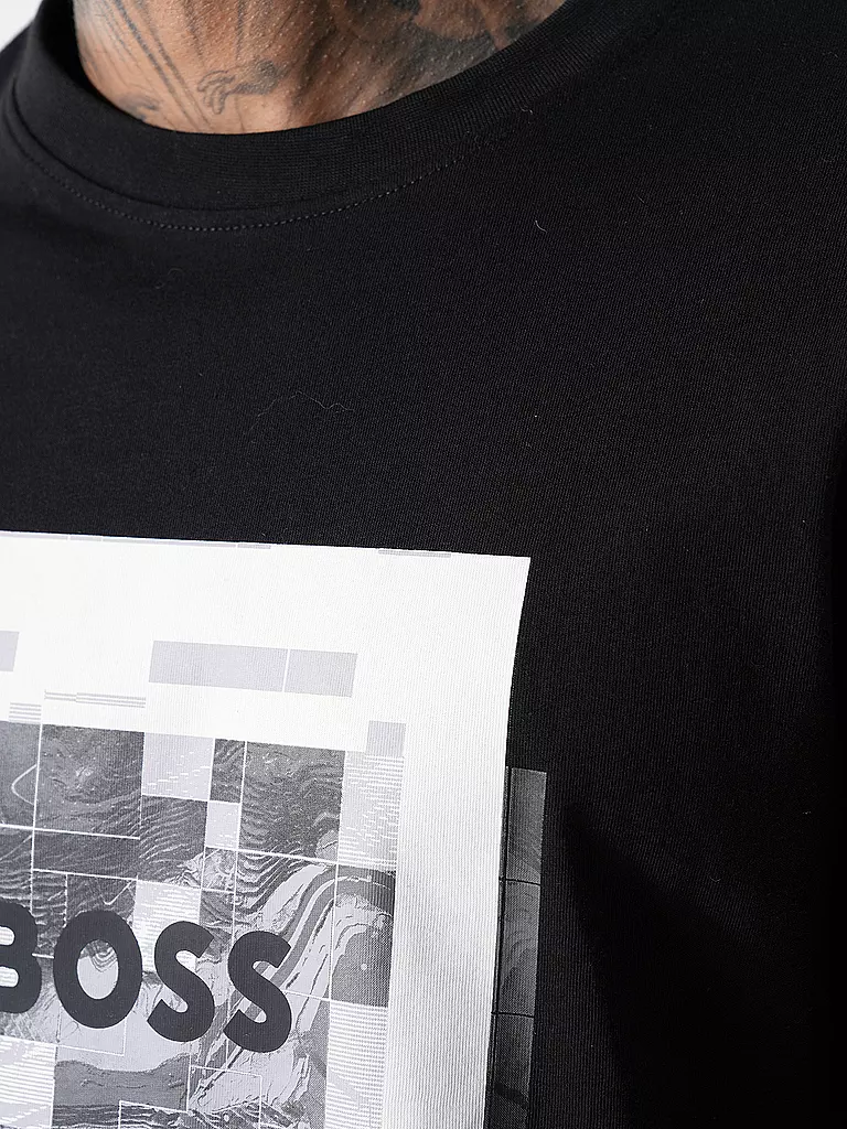 BOSS T-Shirt schwarz