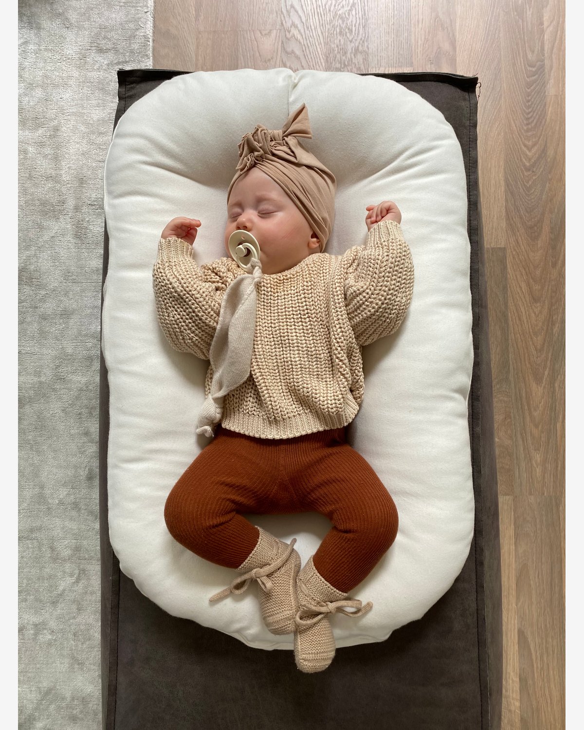 Babynest Snuggle Me Organic | Infant Lounger