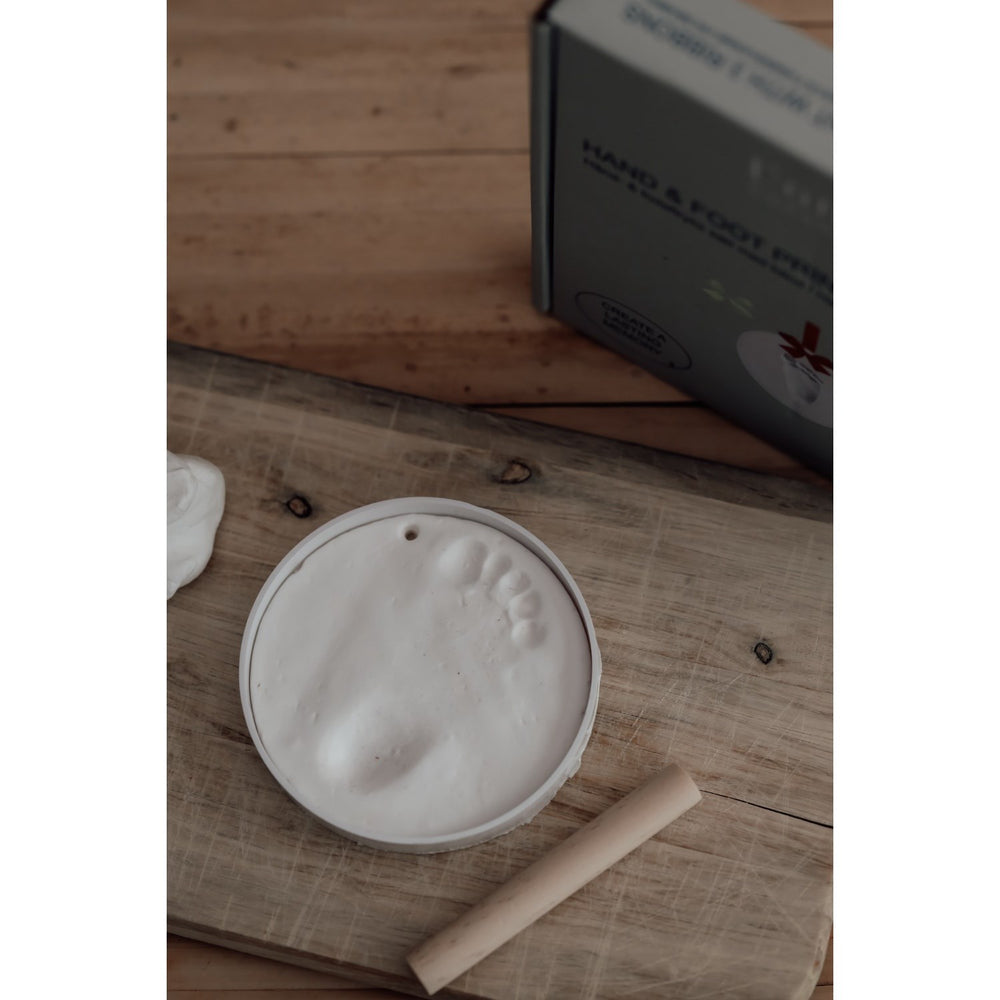 Køb Vanilla COPENHAGEN Hånd og fodaftryk - Ophæng med Bånd