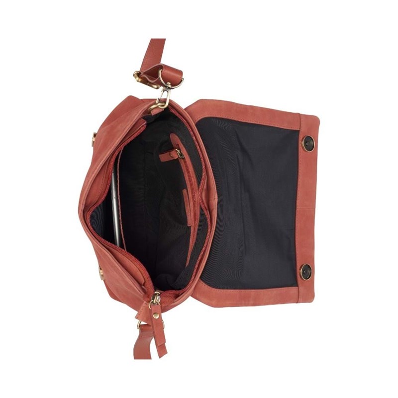 Burkely<br>Crossbody Even Ella