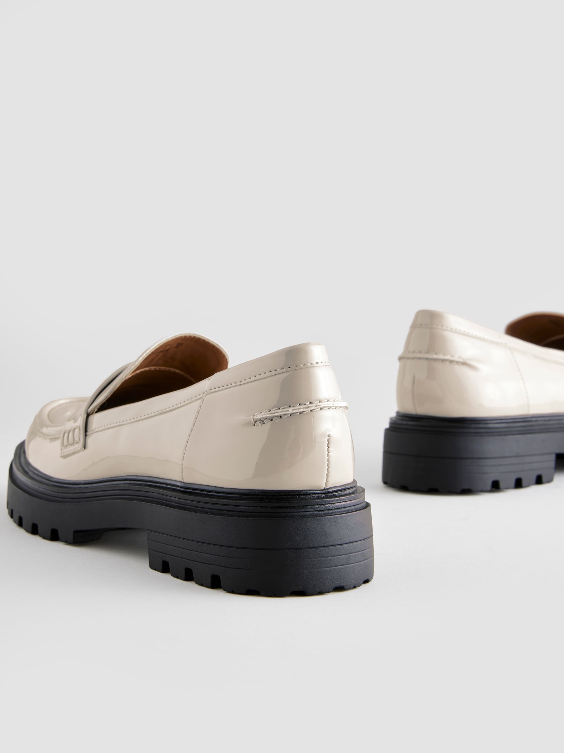 Gebroken wit - Loafers met dikke zool