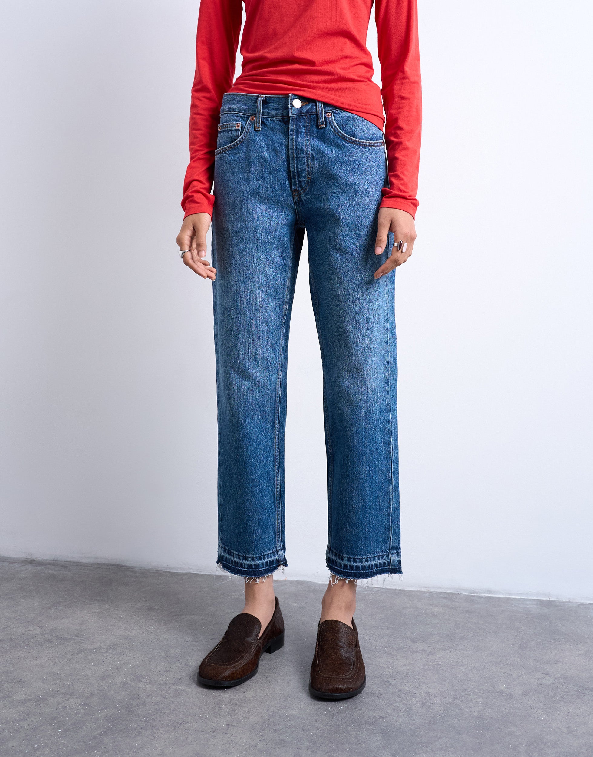 TSRUNWAY Mid rise Straight fit Jeans