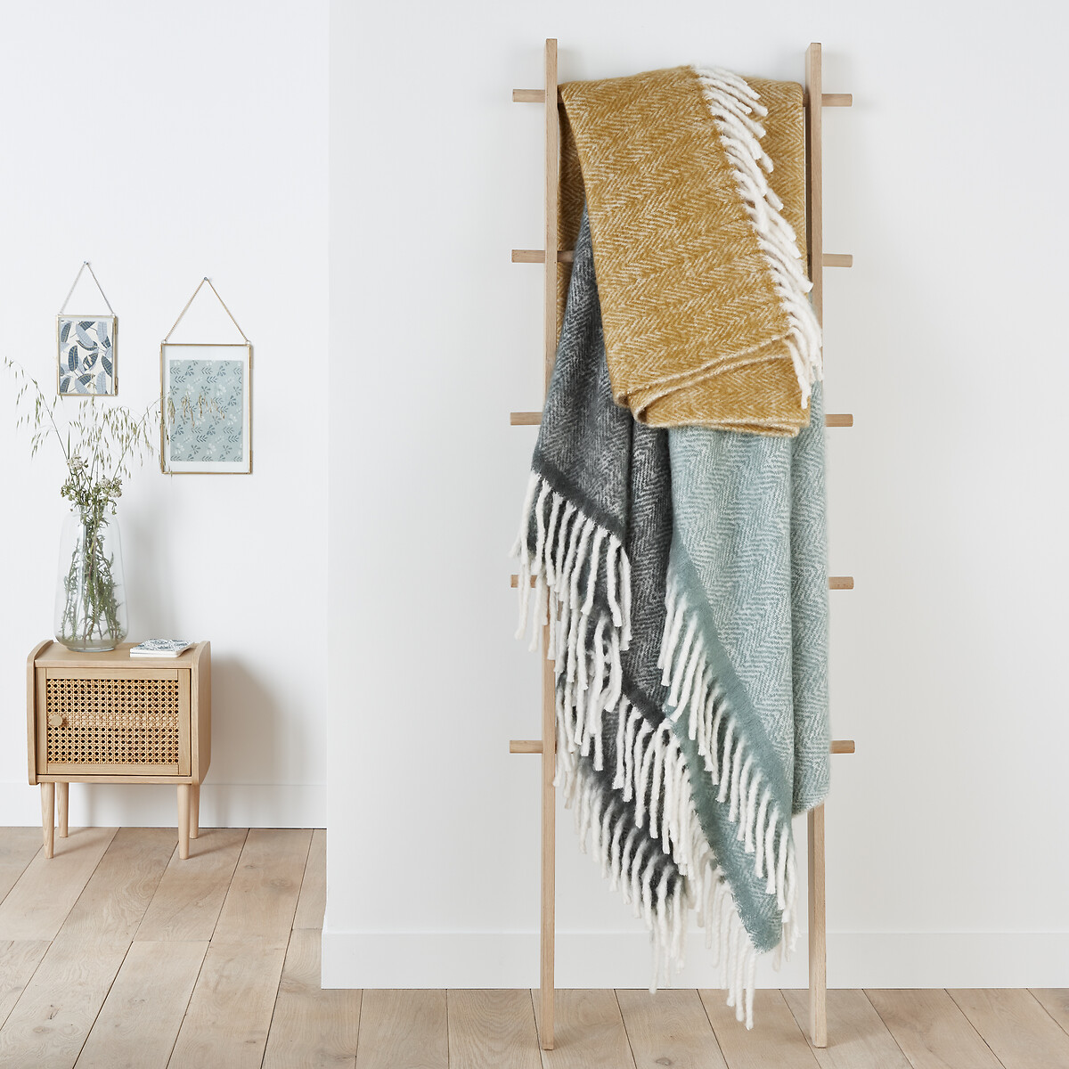 LA REDOUTE INTERIEURS<br>Mesa de cabeceira com 1 porta em vime Tempa