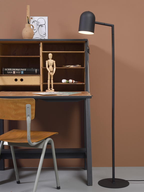 It's about Romi Marseille vloerlamp zand