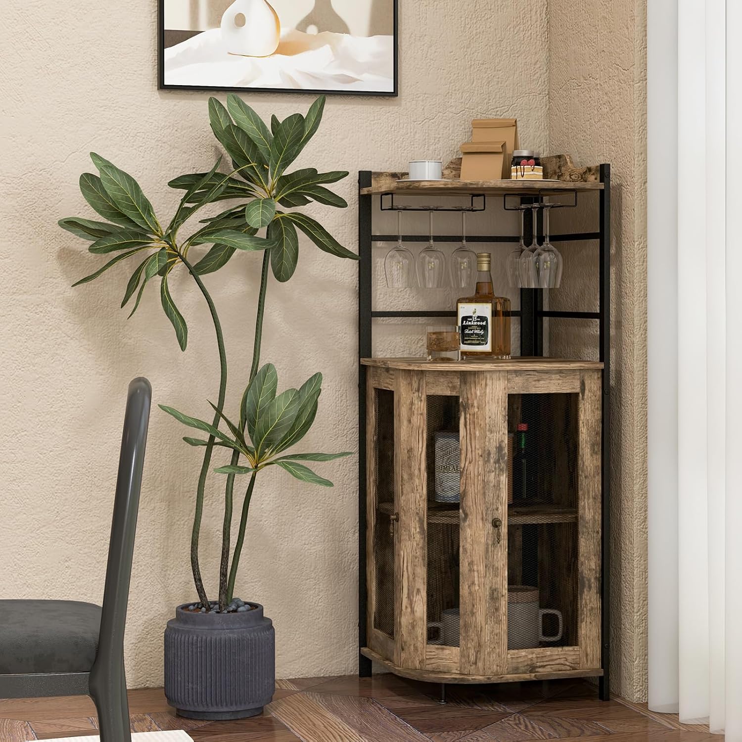 GIANTEX Weinschrank Eckschrank Industrial, Barschrank mit Glashalter, Weinbarschrank mit verstellbarem Regal, Küche Hausbar mit Metallgittertüren, Küchenschrank mit Kippschutz, 46 x 46 x 130 cm