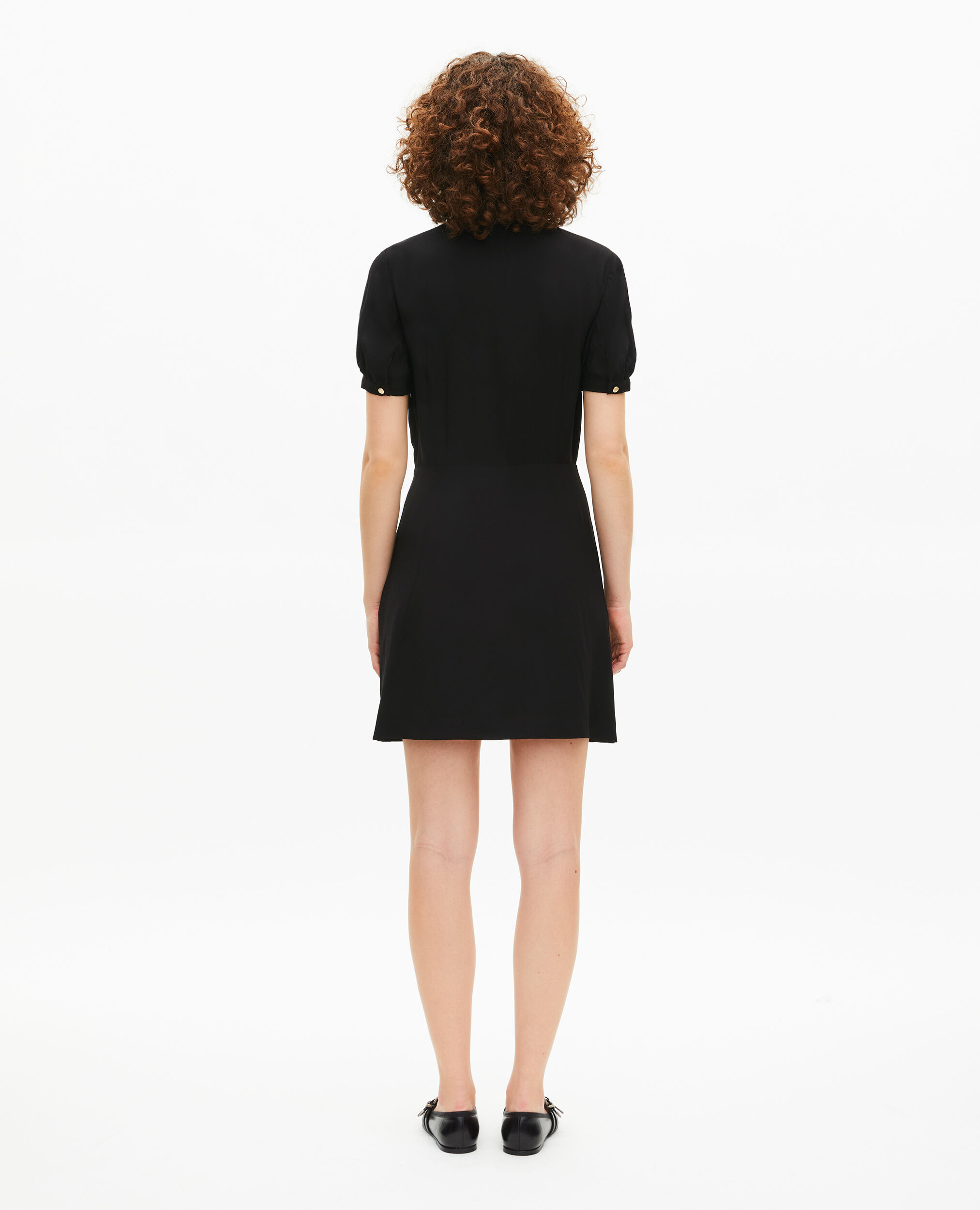 Robe à col brodé contrasté courte noire