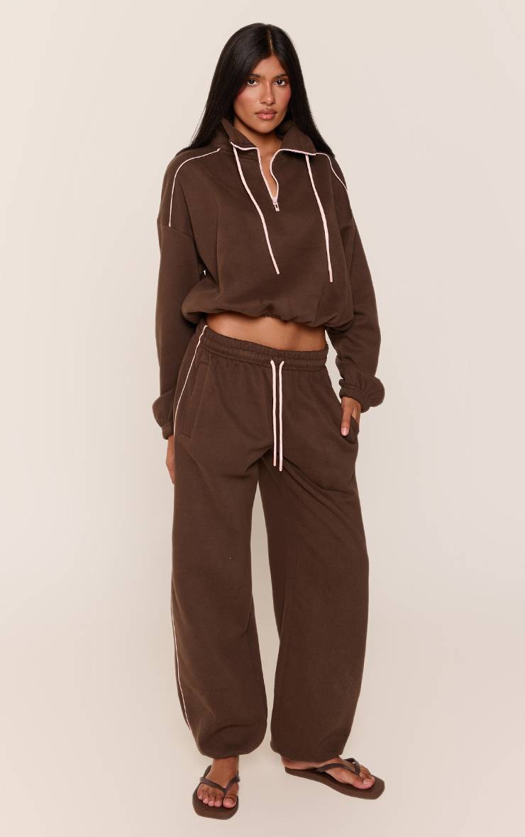 Chocolat Sweat-shirt Court À Cordon Contrasté Avec Zip Quart