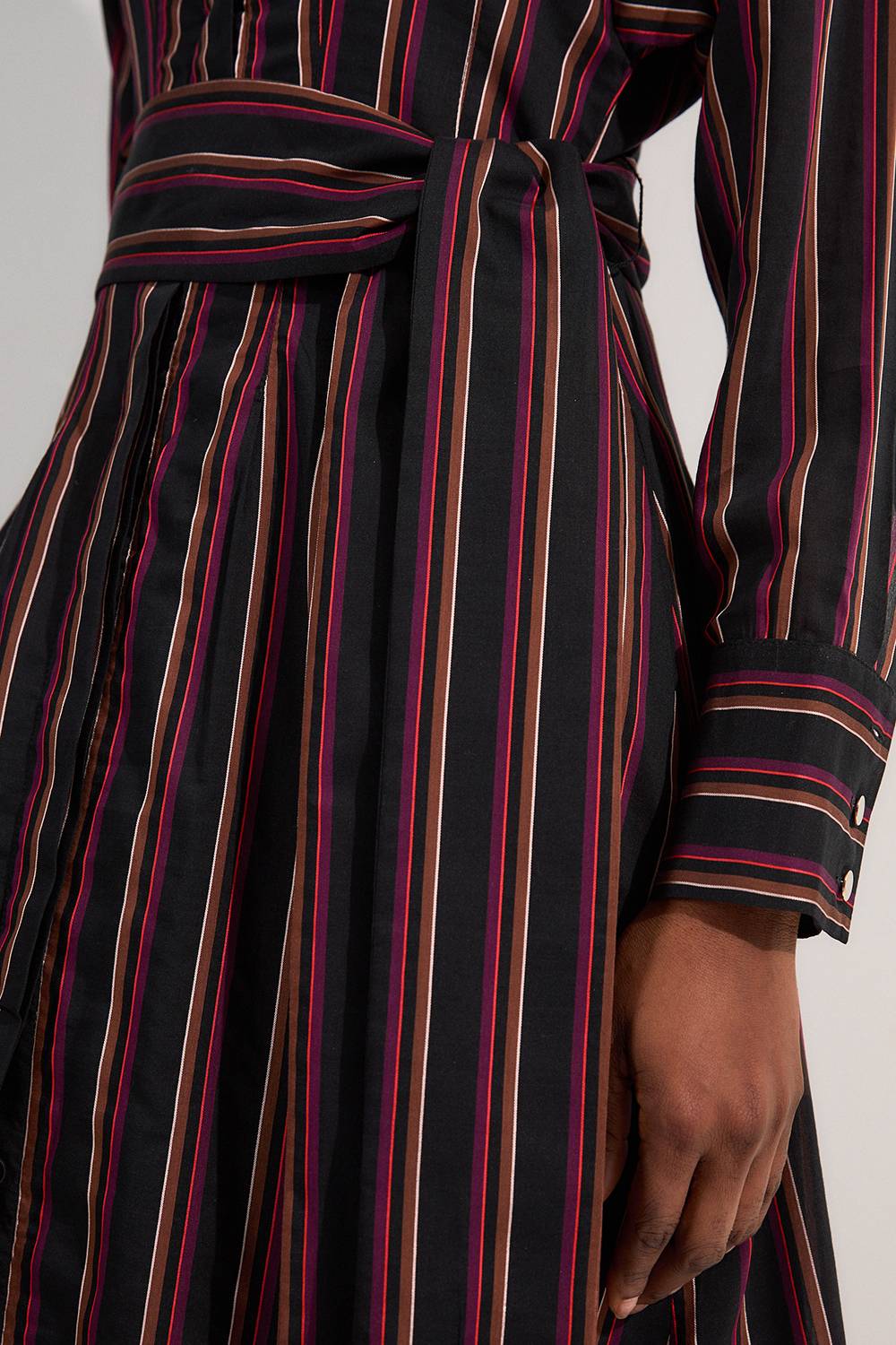 KarenMillen Petite robe maxi chemise sur mesure à ceinture en coton premium