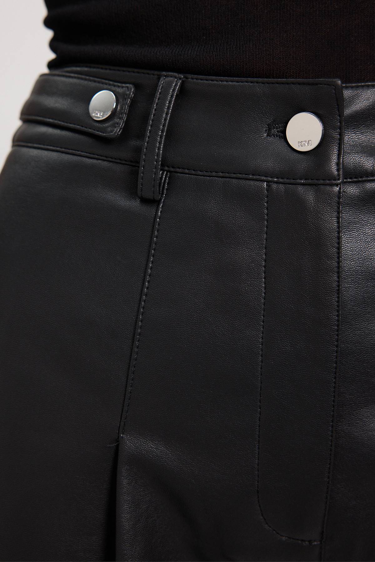 KarenMillen Short Urbain En Synthétiquecuir
