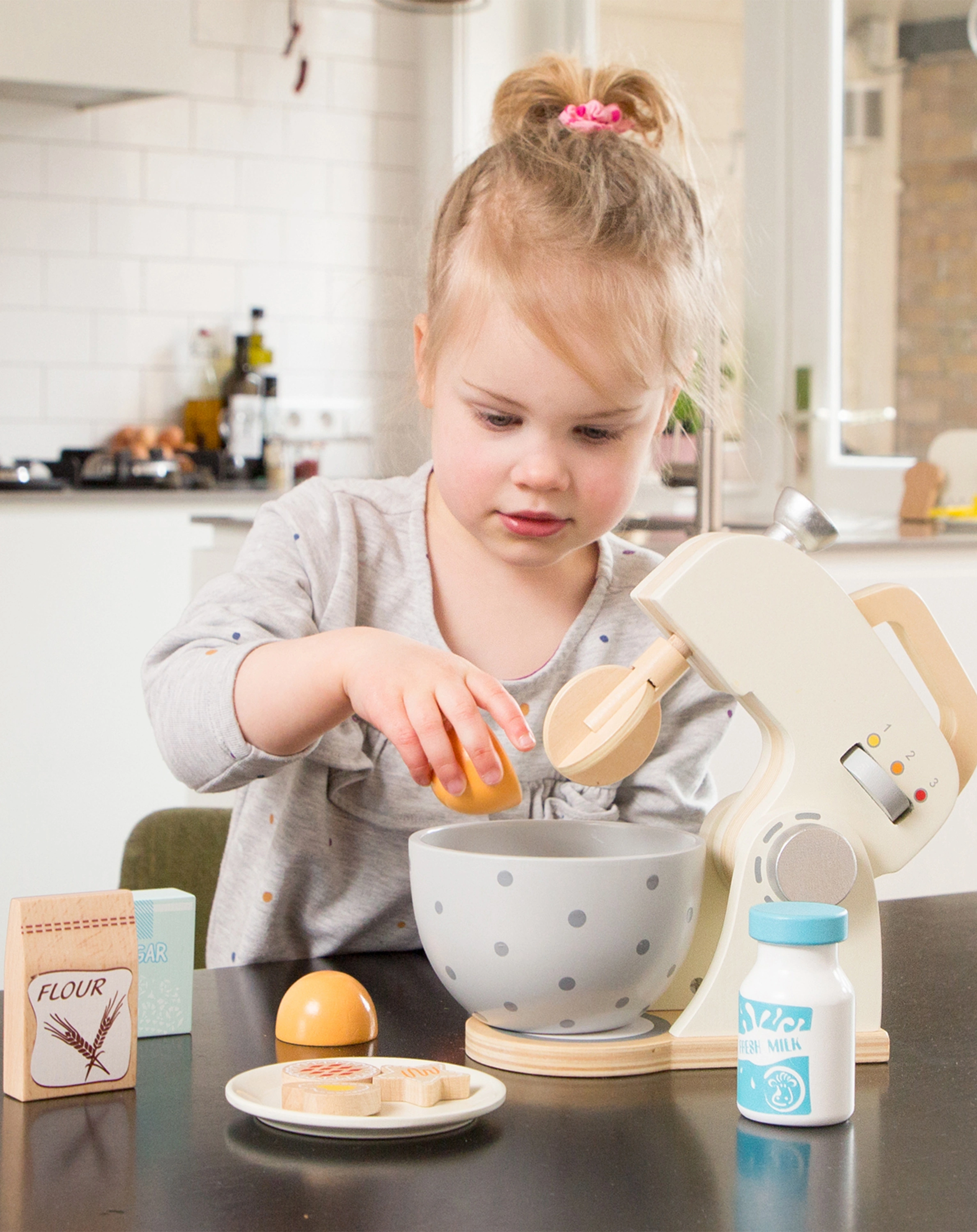 Spiel-Küchenmaschine KEKSE 10-teilig in creme