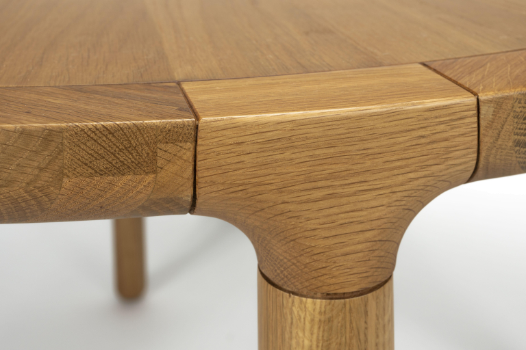 Zuiver Storm eettafel Ø128 zwart