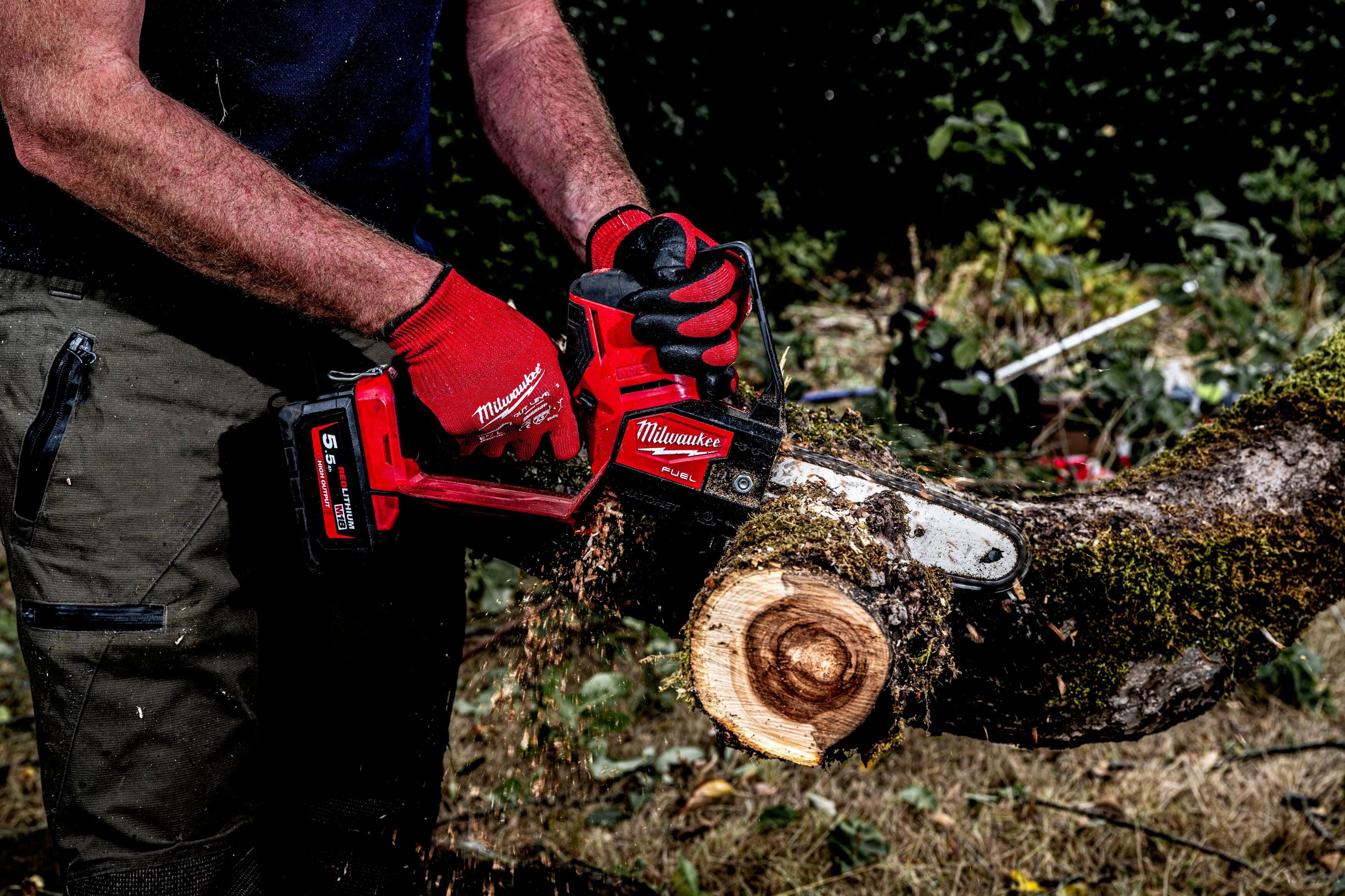 Milwaukee M18 FHS20-552 FUEL™ Accu Snoeizaag 18V - 5.5Ah - 4933480118