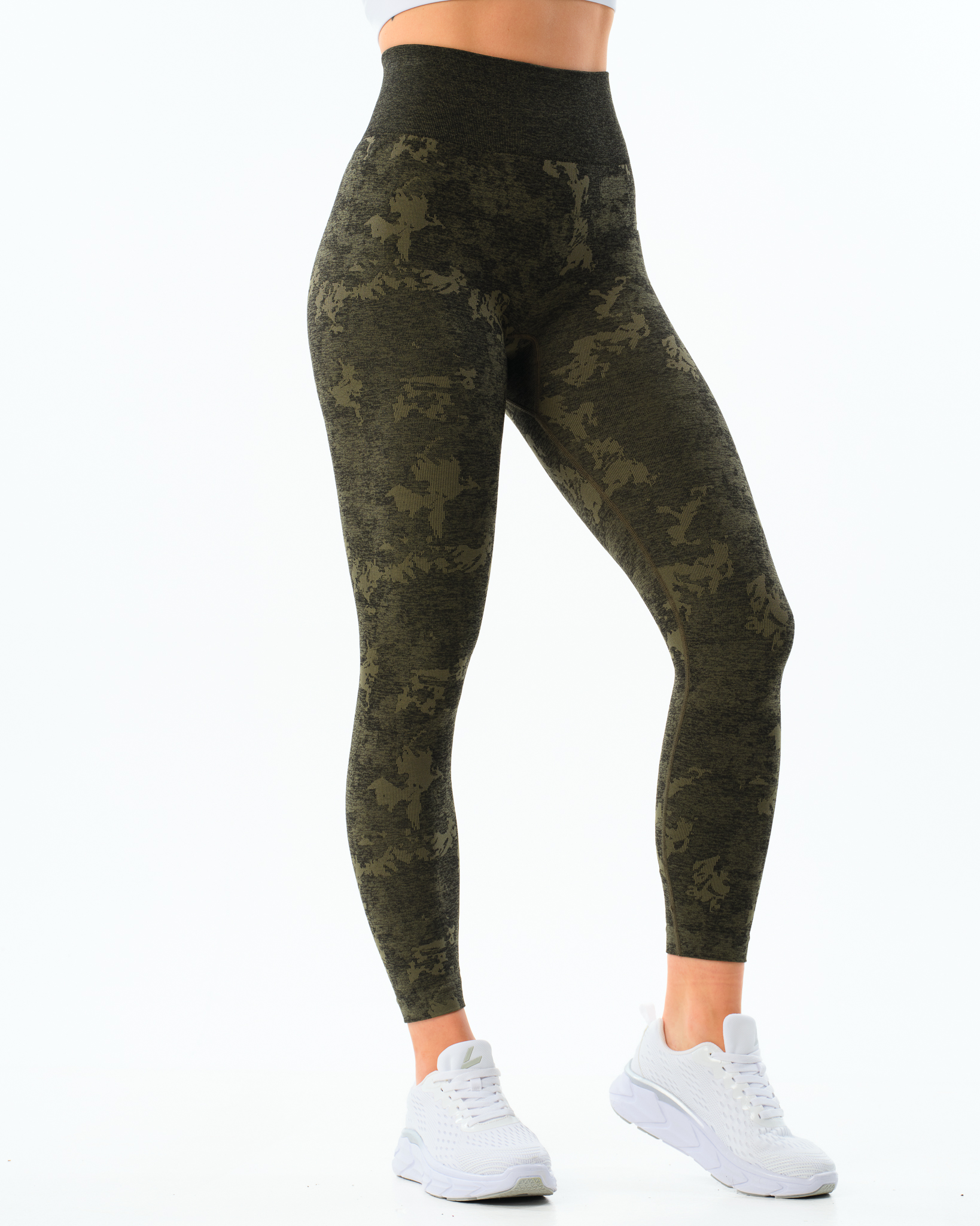 LEVITY Camo Seamless Tights 7\8 Green Camo