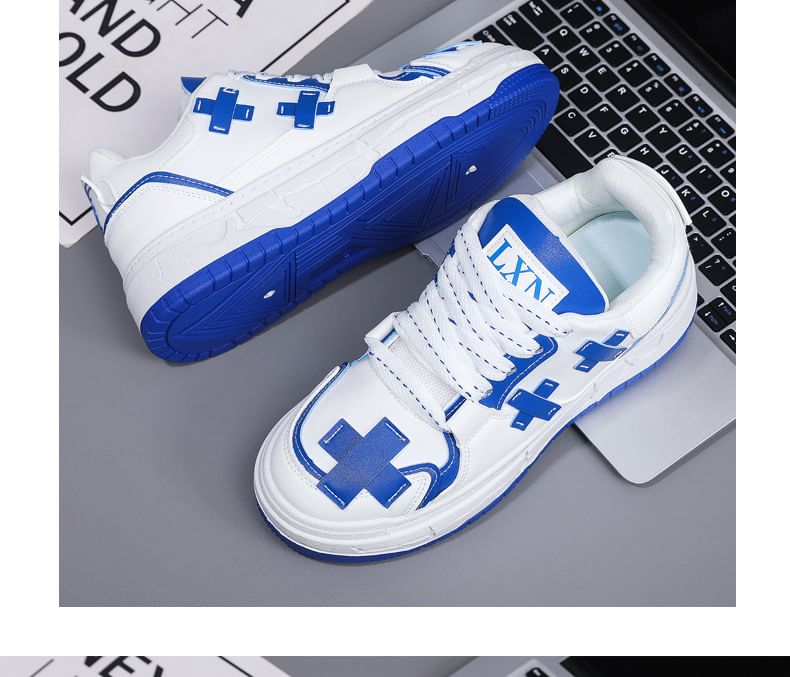 Tanzanite - Platform Cross Applique Veterschoenen van Imitatieleer