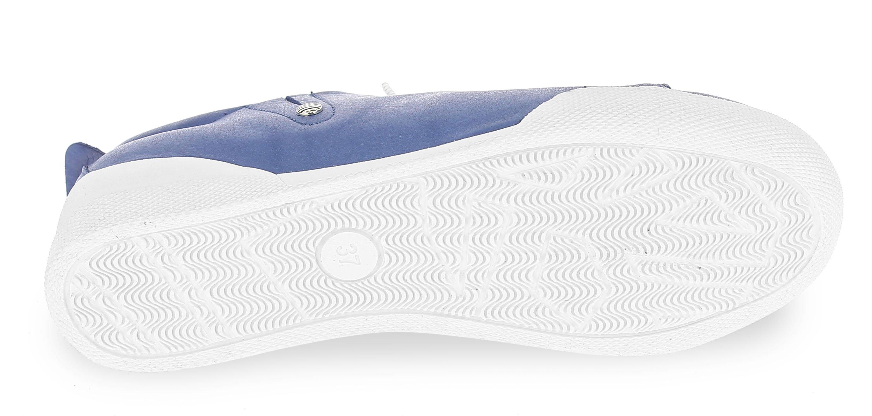 Schnürschuhe mit elastischer Schnürung