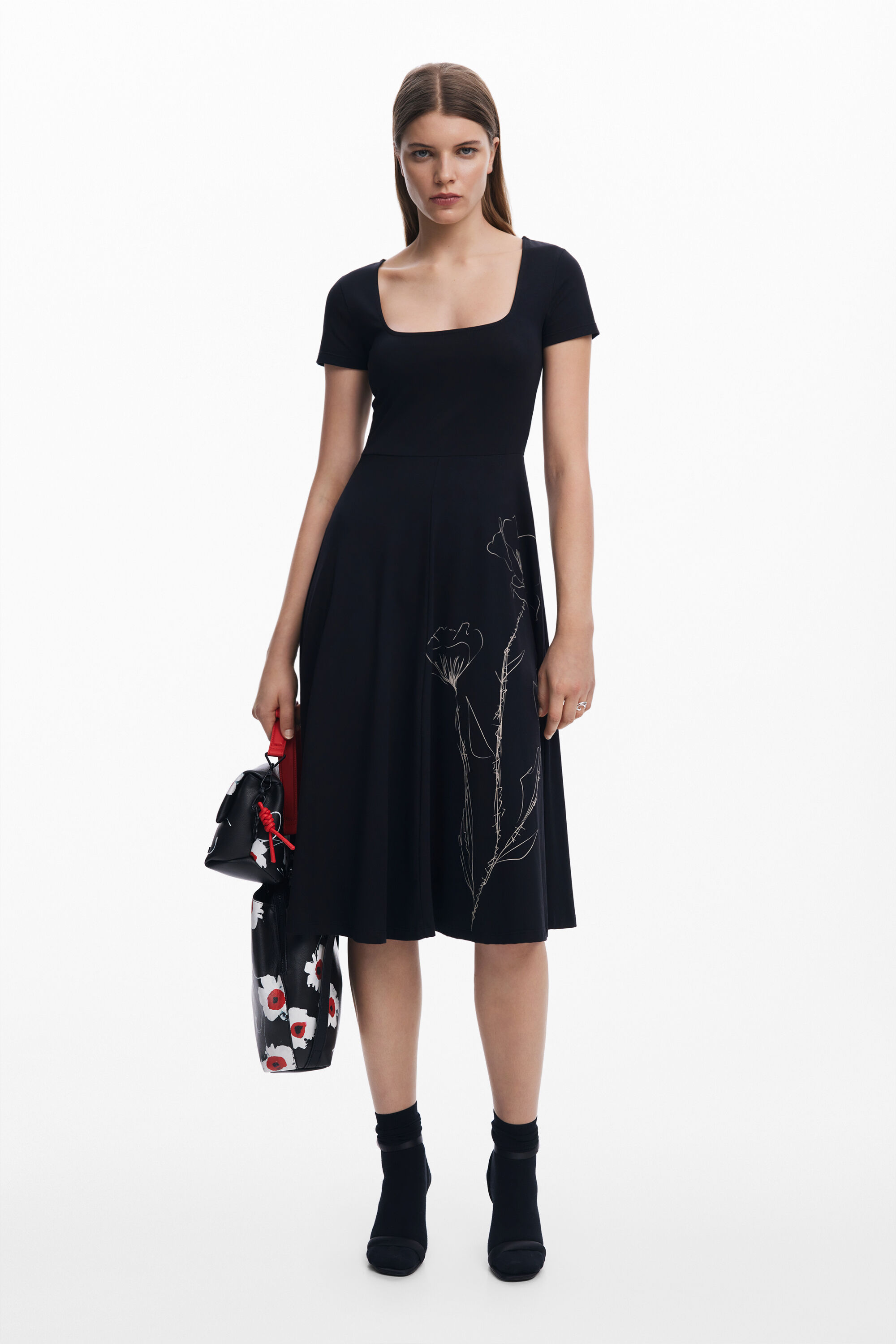 Vestido midi decotado