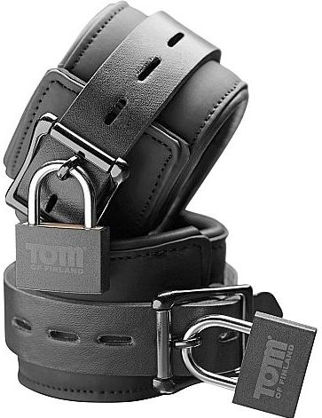 Tom of Finland Neopreen  met slot - handboeien