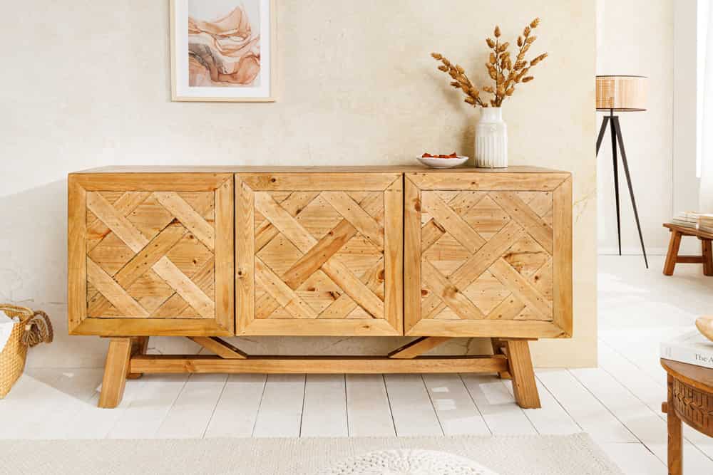 Massives Sideboard RIVIERA 155cm natur recyceltes Pinienholz Bohlenoptik