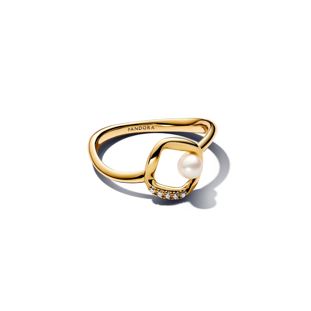 Pandora Gold Essence Organisch Geformter Pavé Kreis & Behandelte Süsswasserzuchtperle Ring