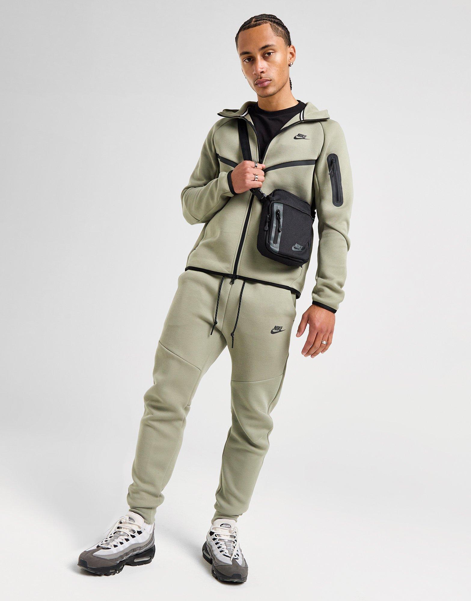 Nike Tech Fleece Full Zip Hoodie