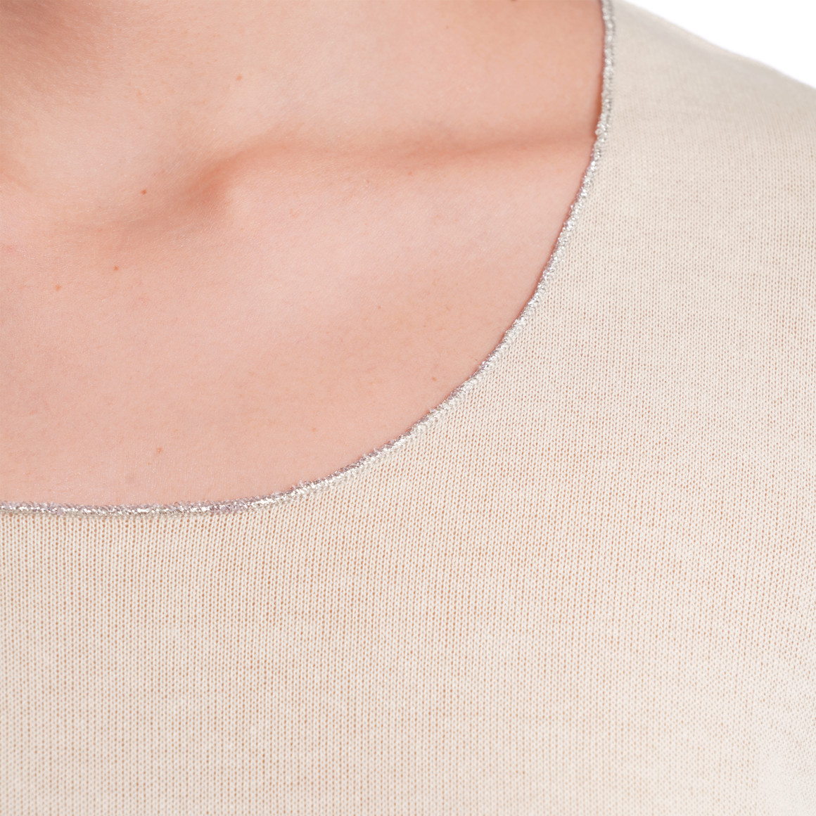 Gina Collection Damen T-Shirt mit glänzender Abschlussnaht beige