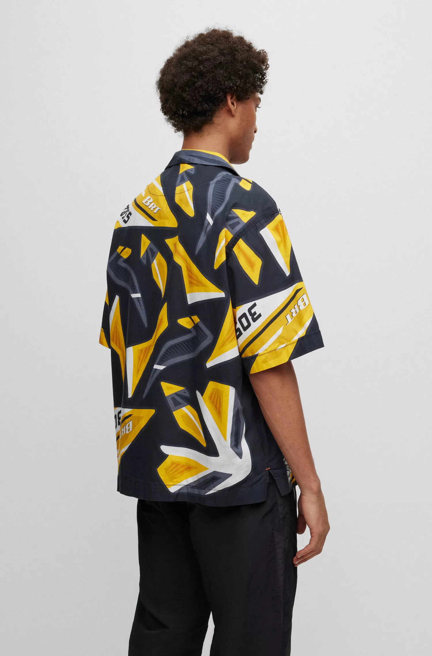 Camisa BOSS laranja de modelagem relaxada em popeline de algodão estampado.