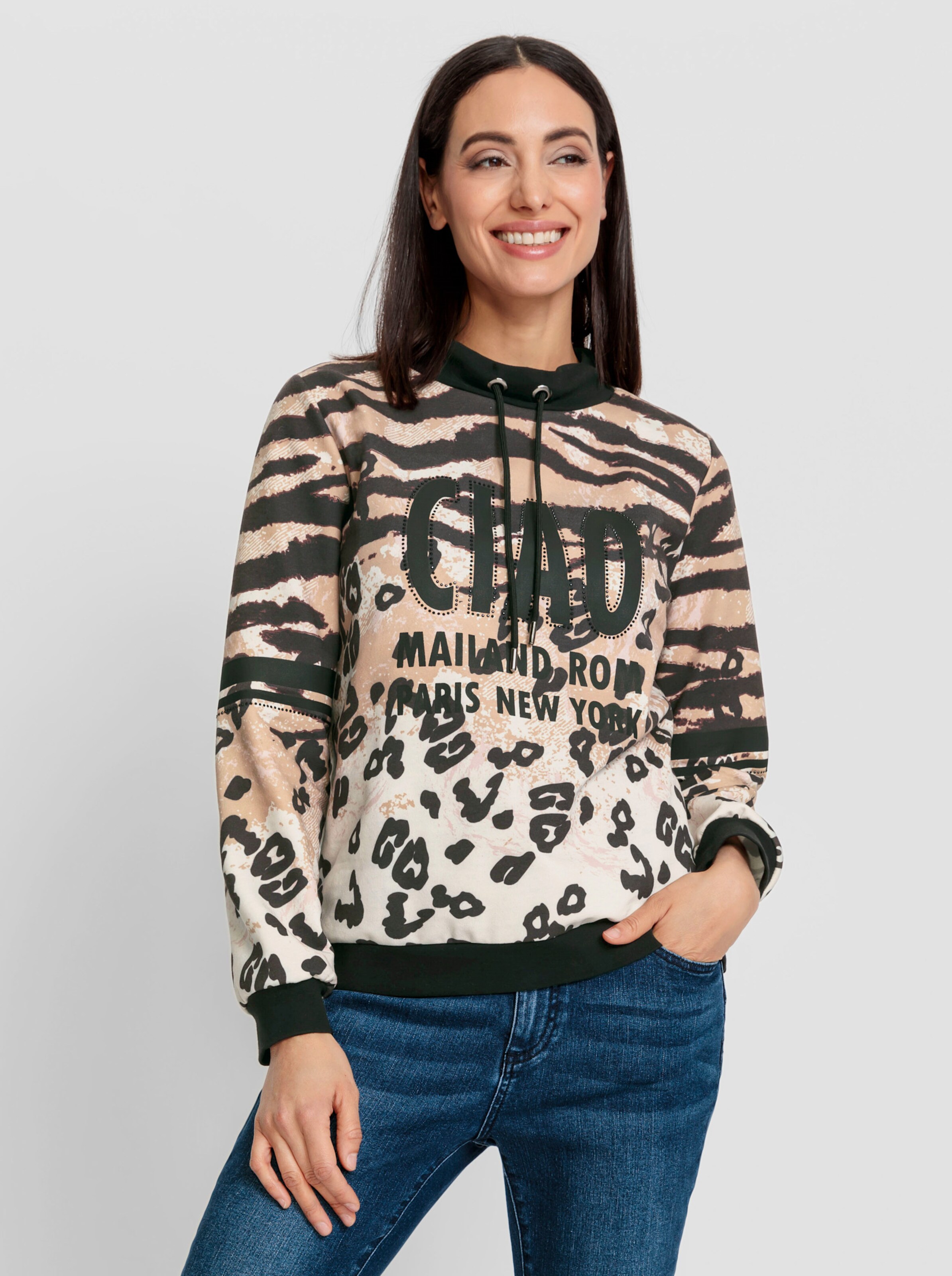 Sweatshirt
