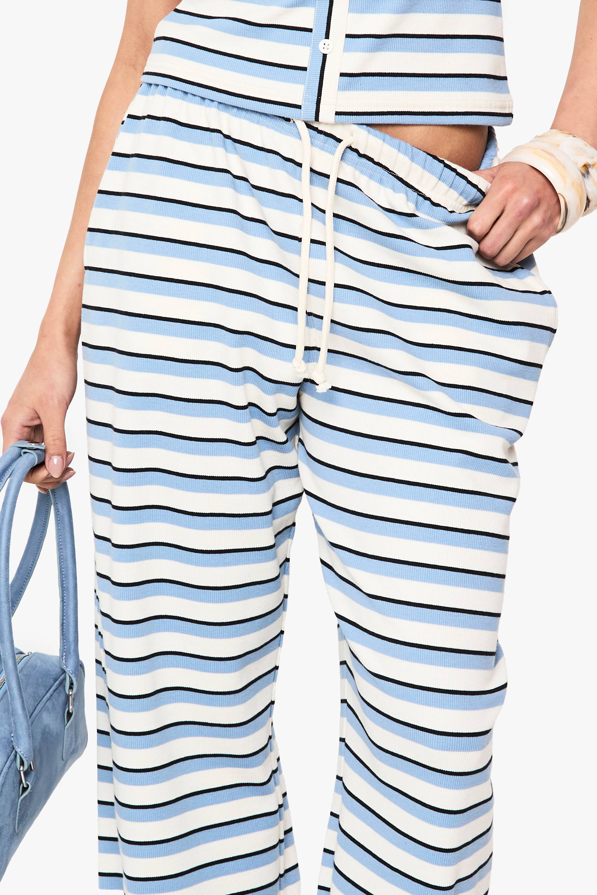 boohoo Pantalon à cordon de serrage en côtes rayées