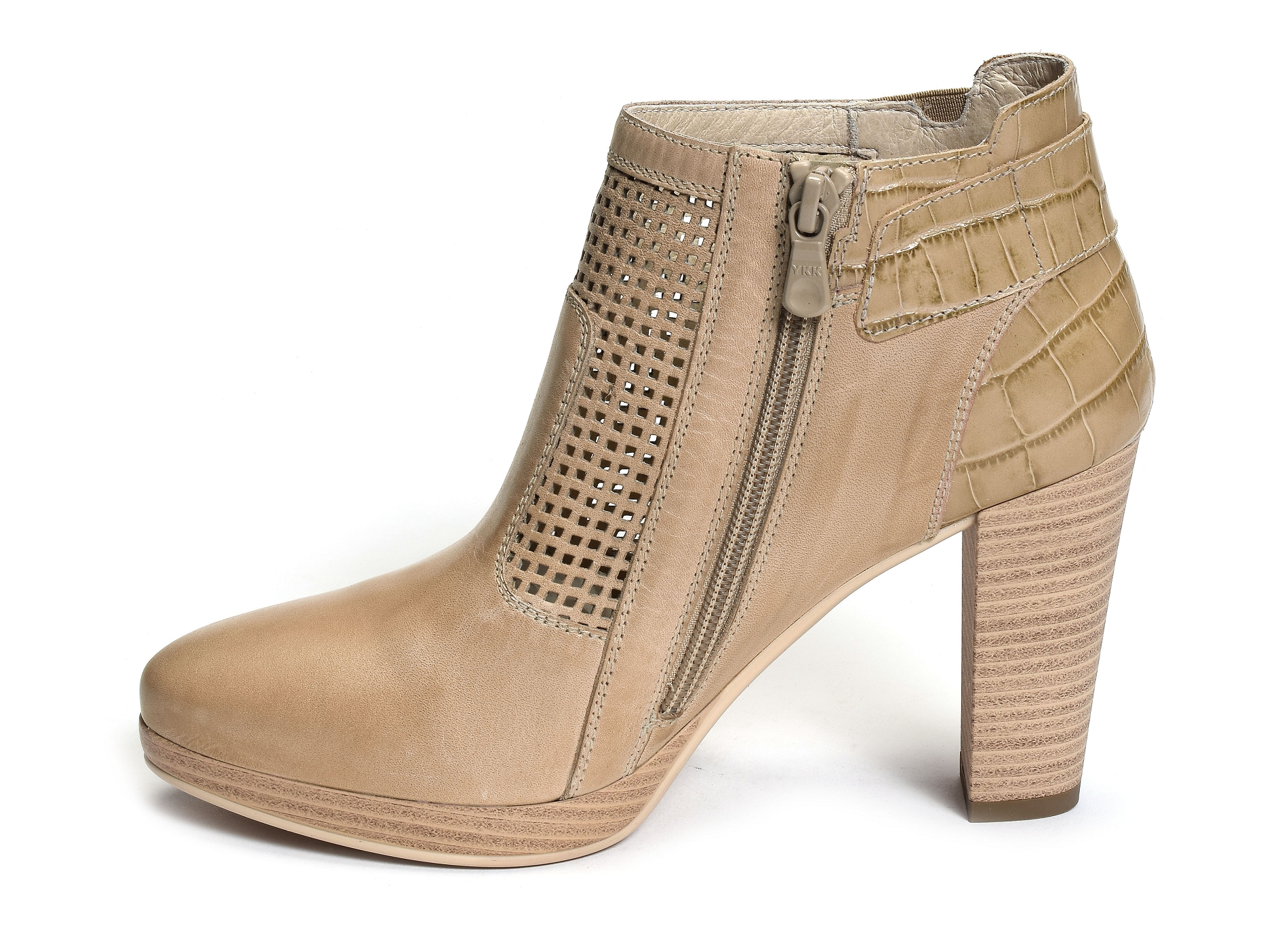 17860 beige