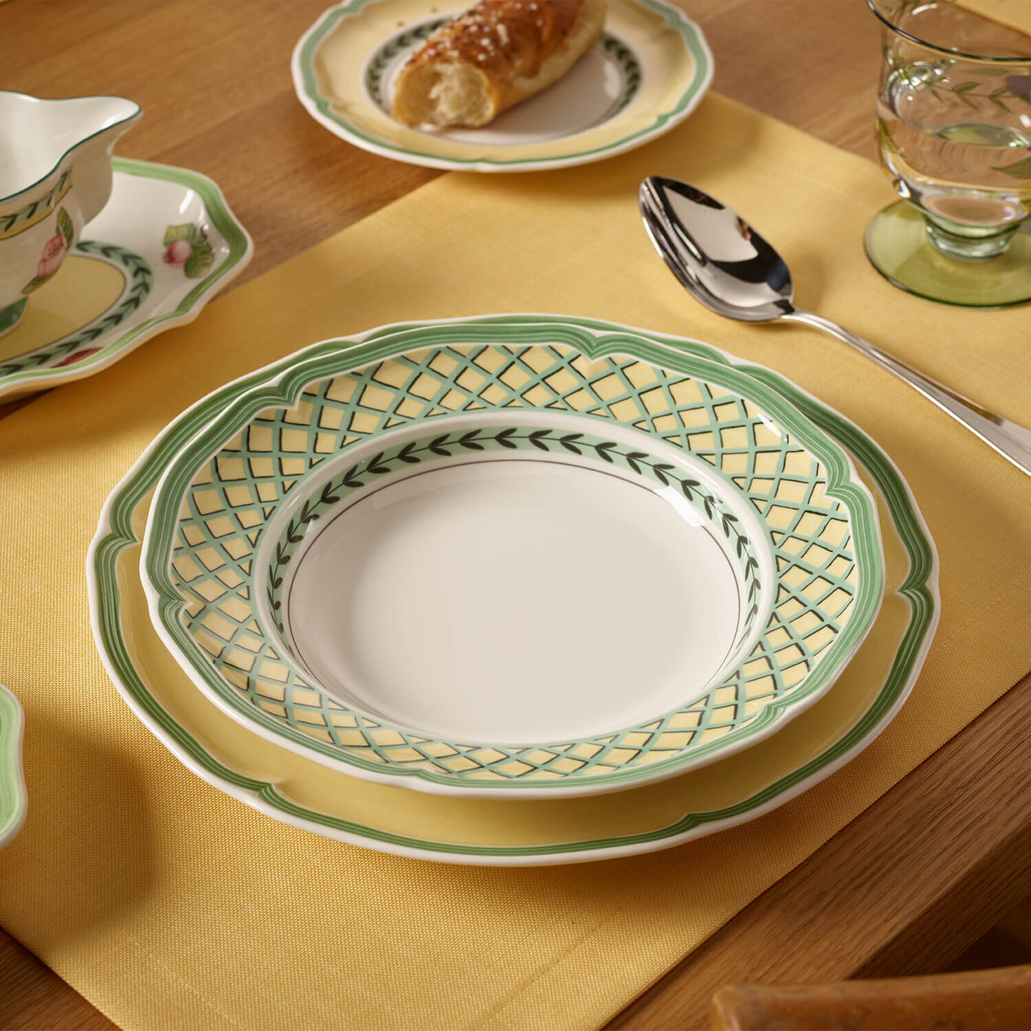 French Garden Soup bowl Multi-colored, 9'', Premium Porcelain