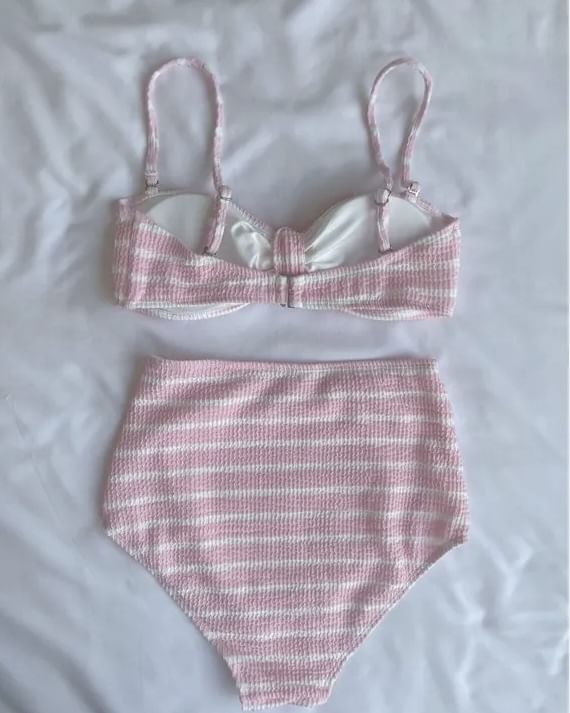 Honolulu - Set: Gestreepte bikinitop + broekje met hoge taille