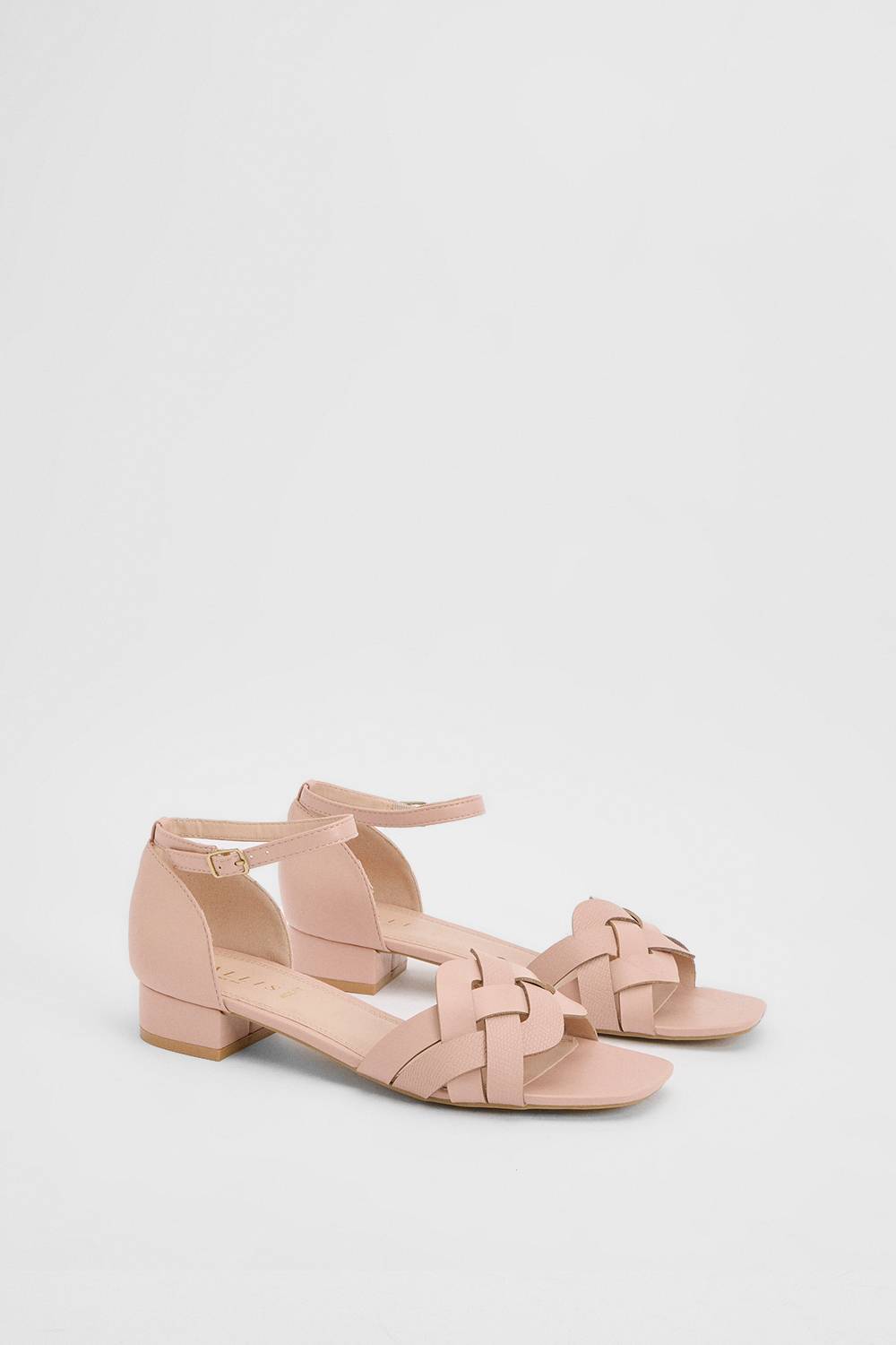 Wallis Sandales à Talon Bloc Bas Sonia Coupe Large en synthétiquecuir Tressé