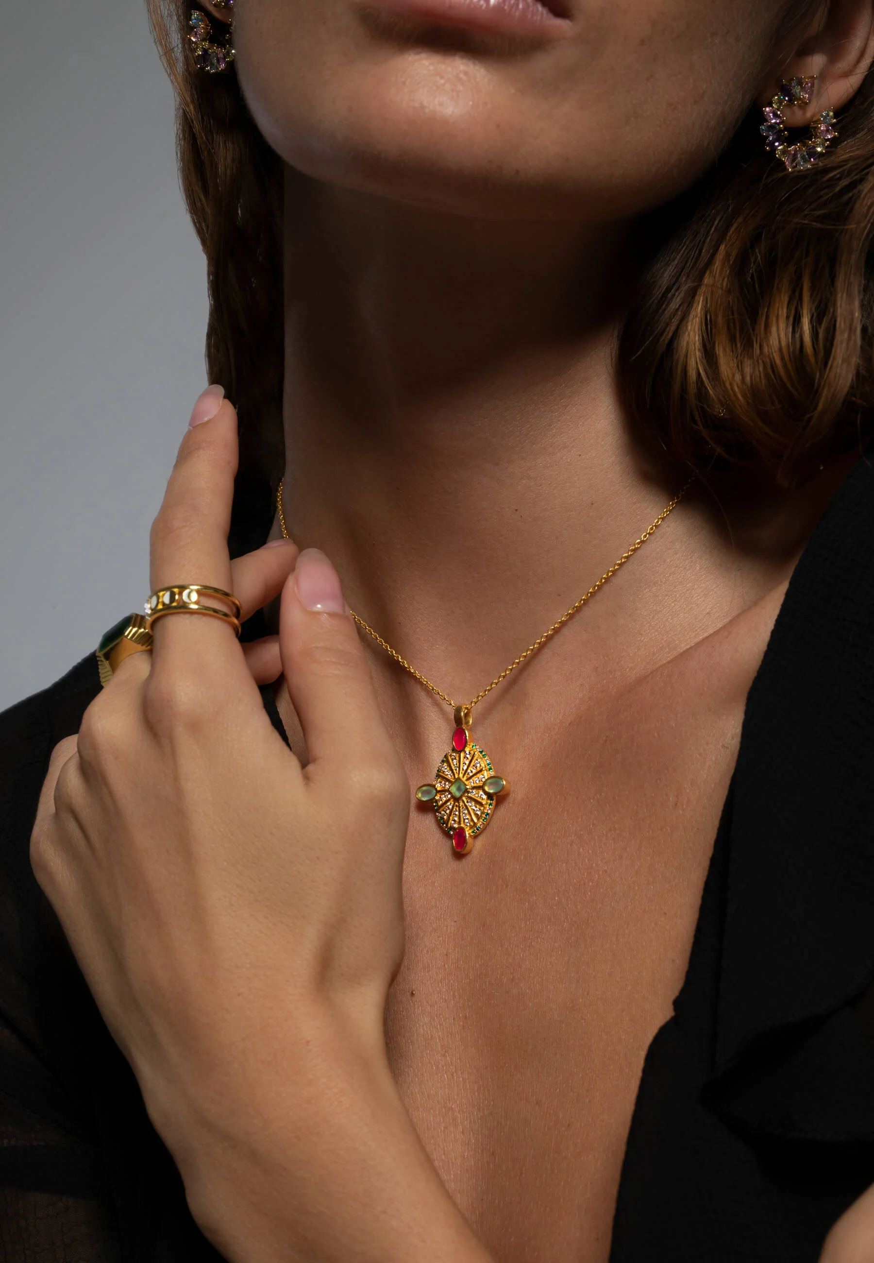 ODEON - Collier médaille | Multicolore
