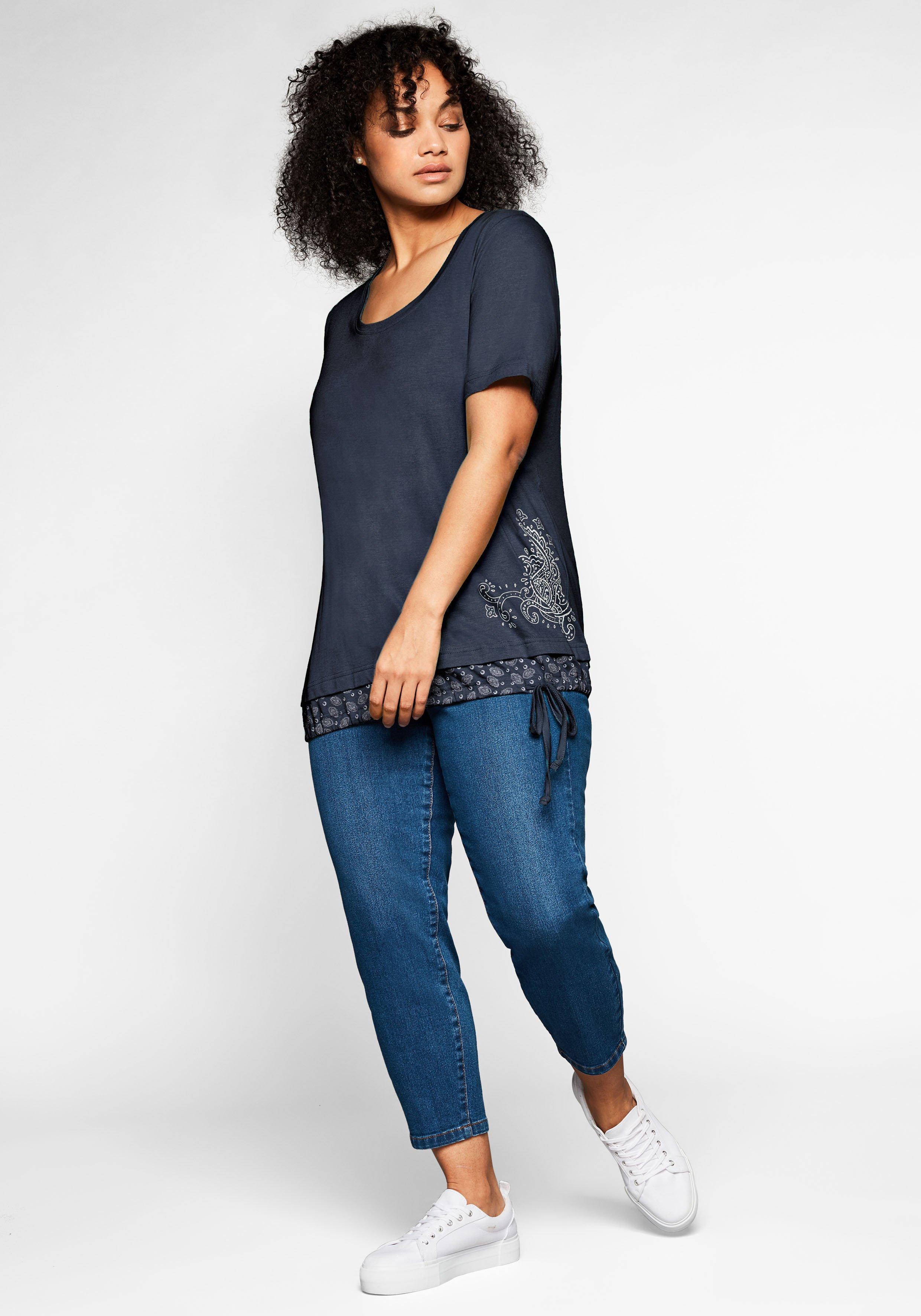 Shirt in 2-in-1-Optik mit Print und Tunnelzug