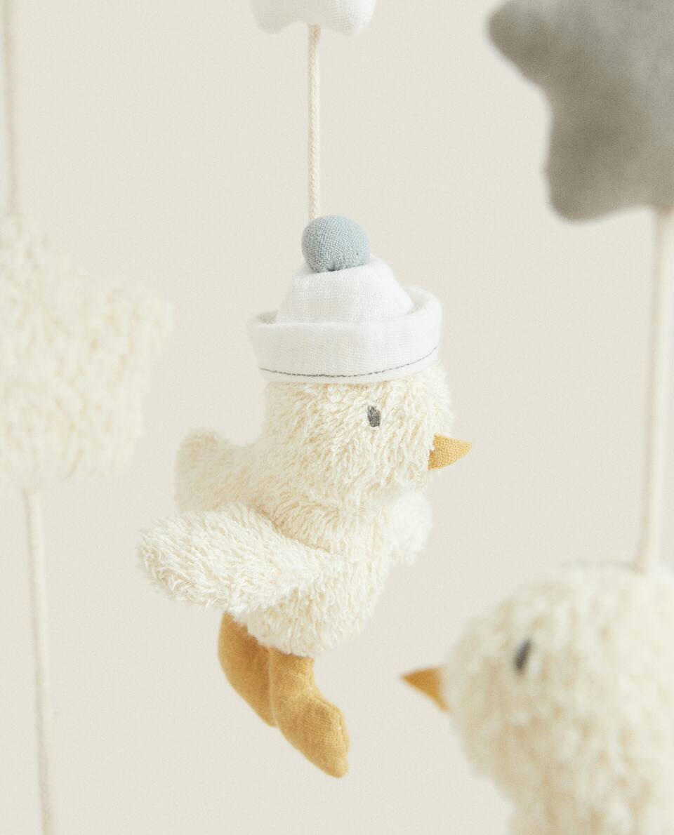 DECORAÇÃO DE BERÇO MÓVEL DE PATO