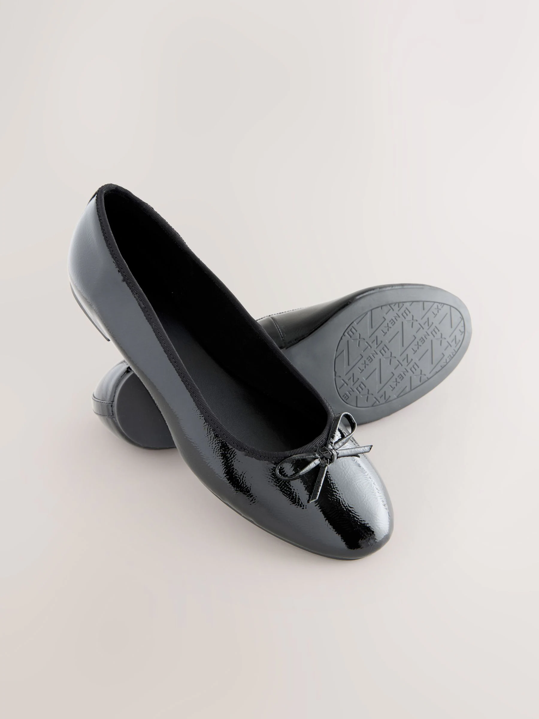 Zwart lak - Ballerina's met ronde neus