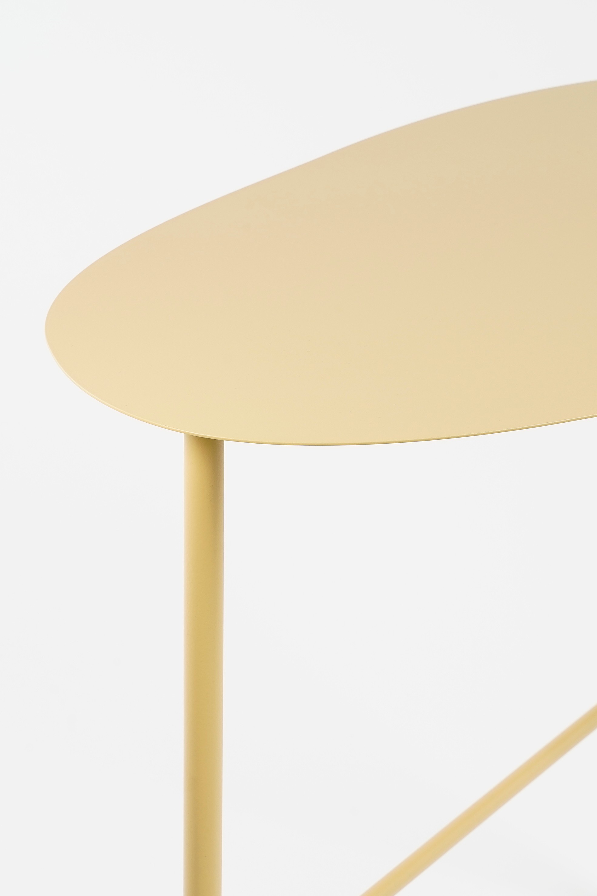 Mica decorations - table d'appoint en métal jaune clair h48