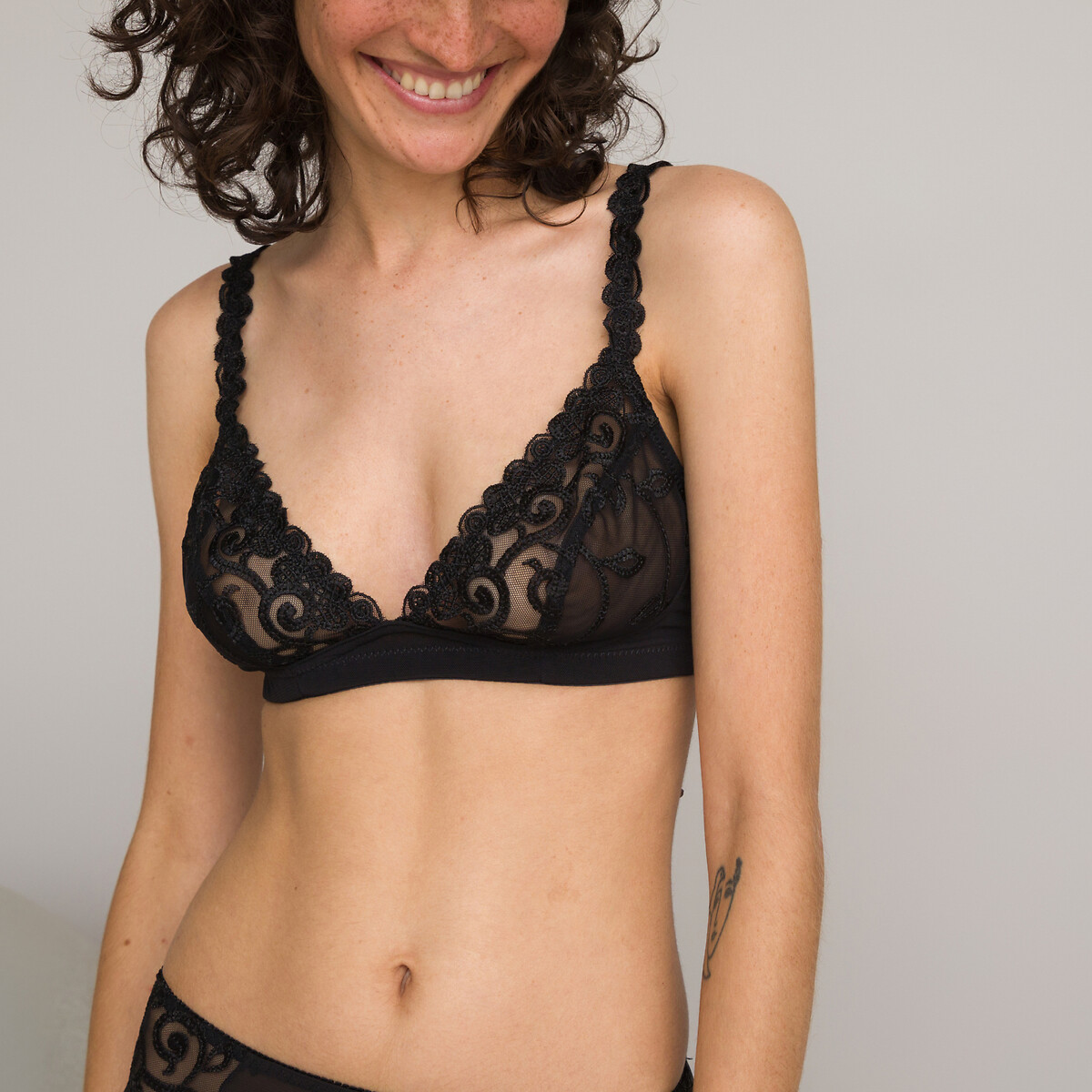COLEÇÕES LA REDOUTE<br>Sutiã sem aro em tule bordado, Lyssa