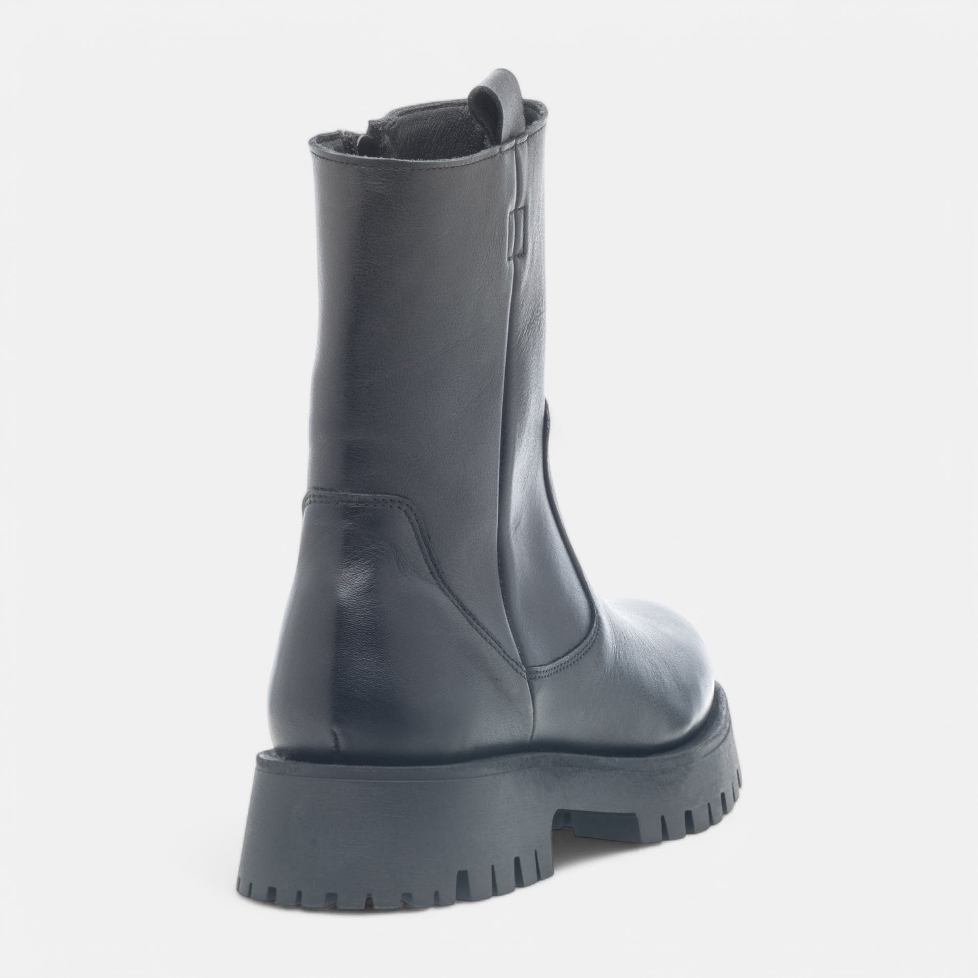 Boots Femme en cuir noir