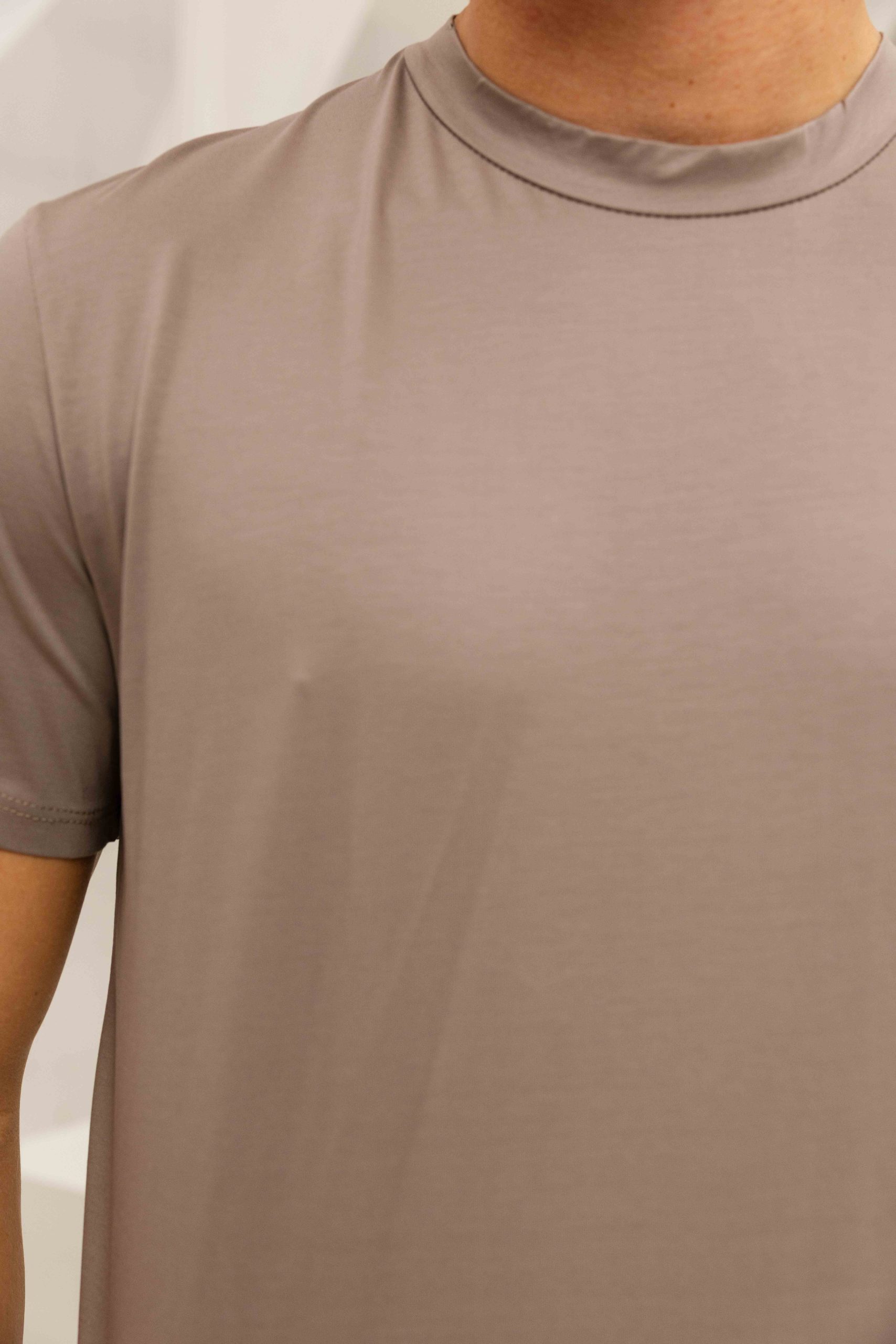 Richesse Essential T-Shirt Heren Lichtbruin