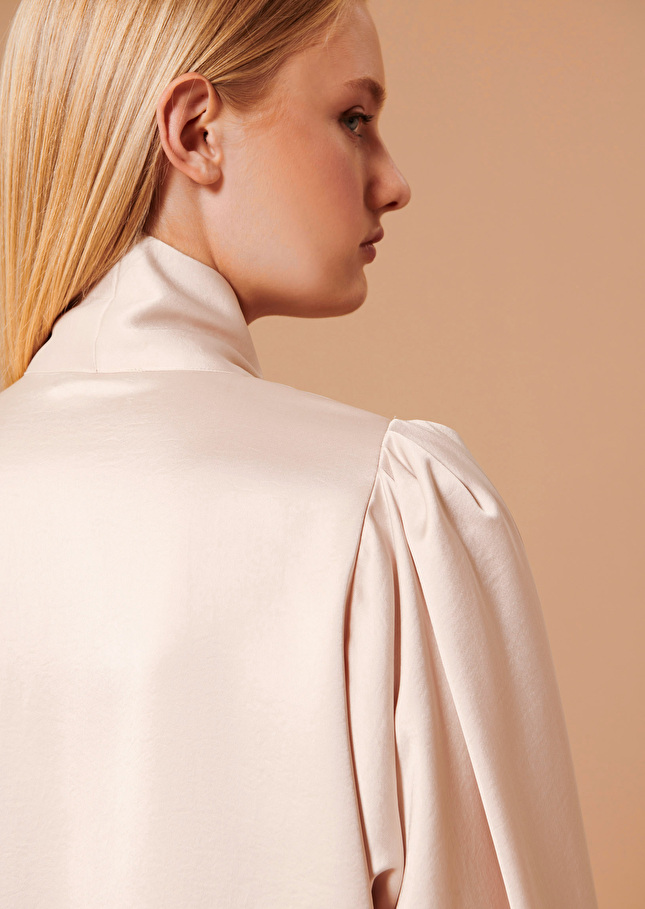 Chemise Candyaécrue en satin fluide