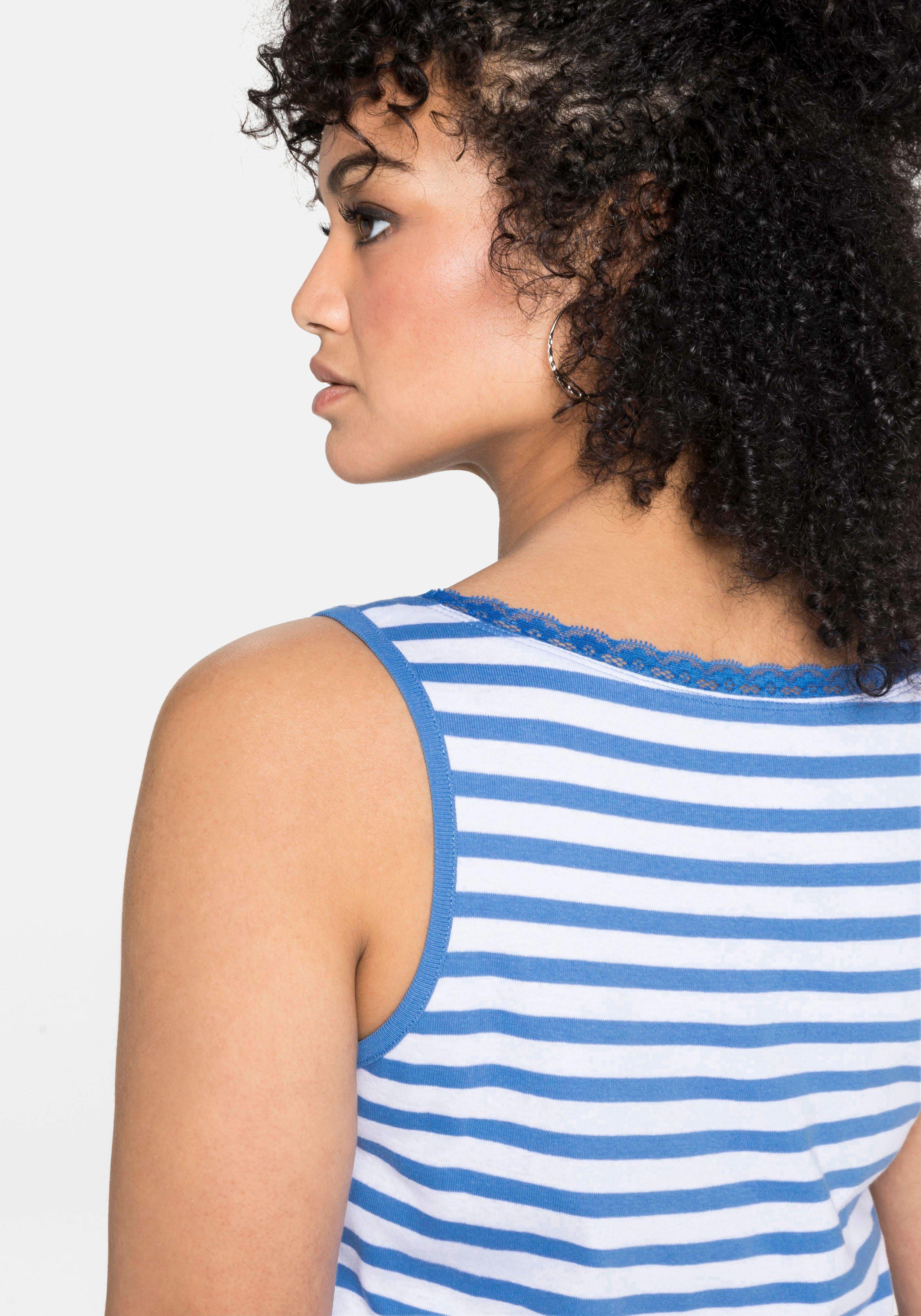 Tanktop mit Ringeln und Spitze am Ausschnitt