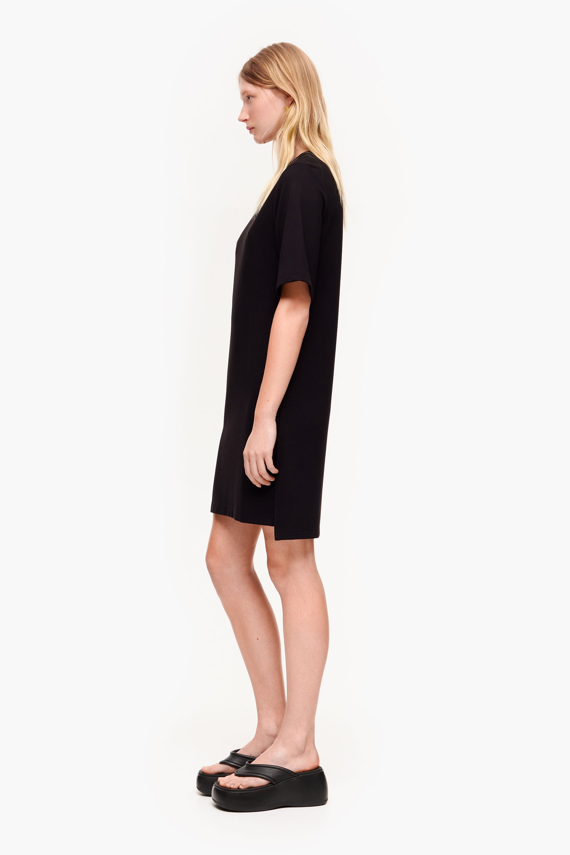 vestido preto de malha Roma