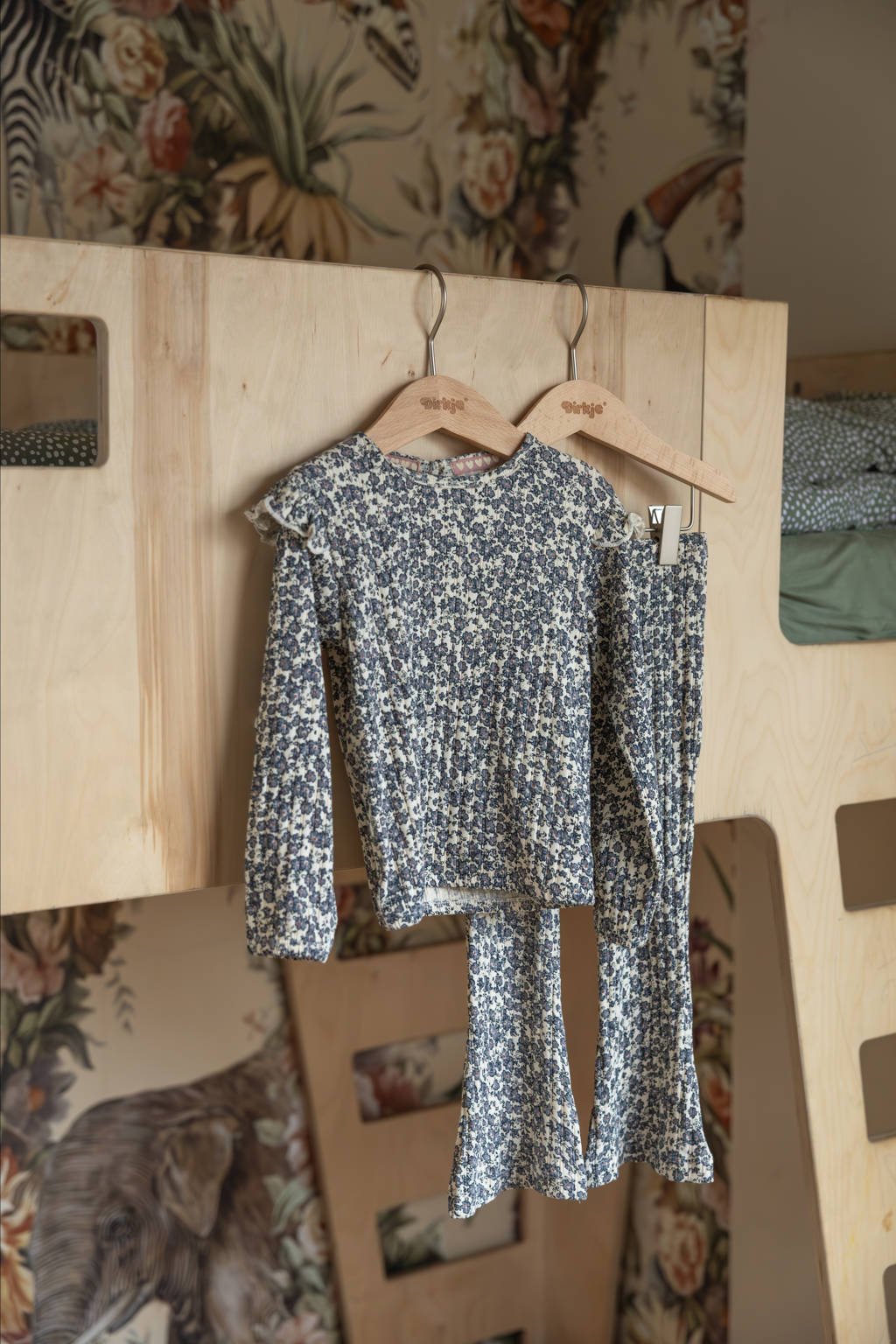 Dirkje flared flared broek ecru