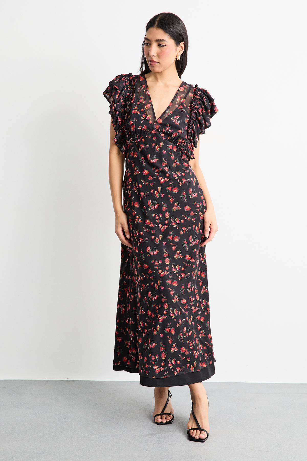 Warehouse Robe Maxi À Col En V Avec Manches À Volants Et Imprimé Floral